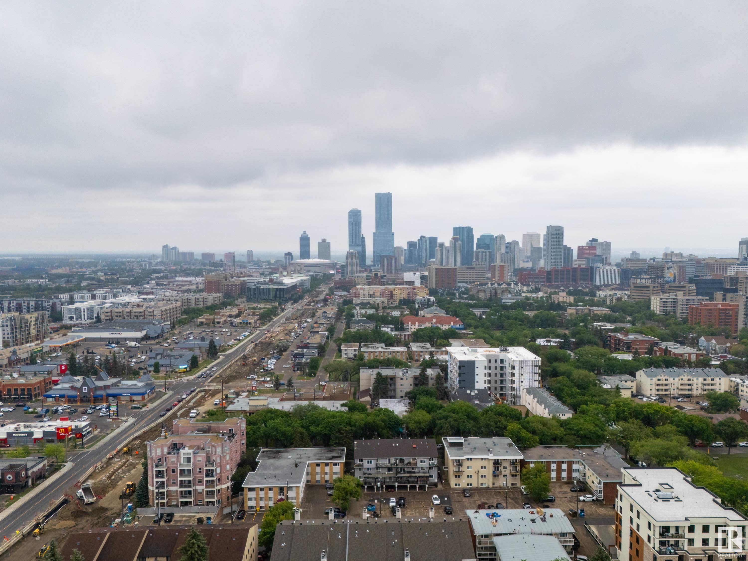 #134 10636 120 ST NW