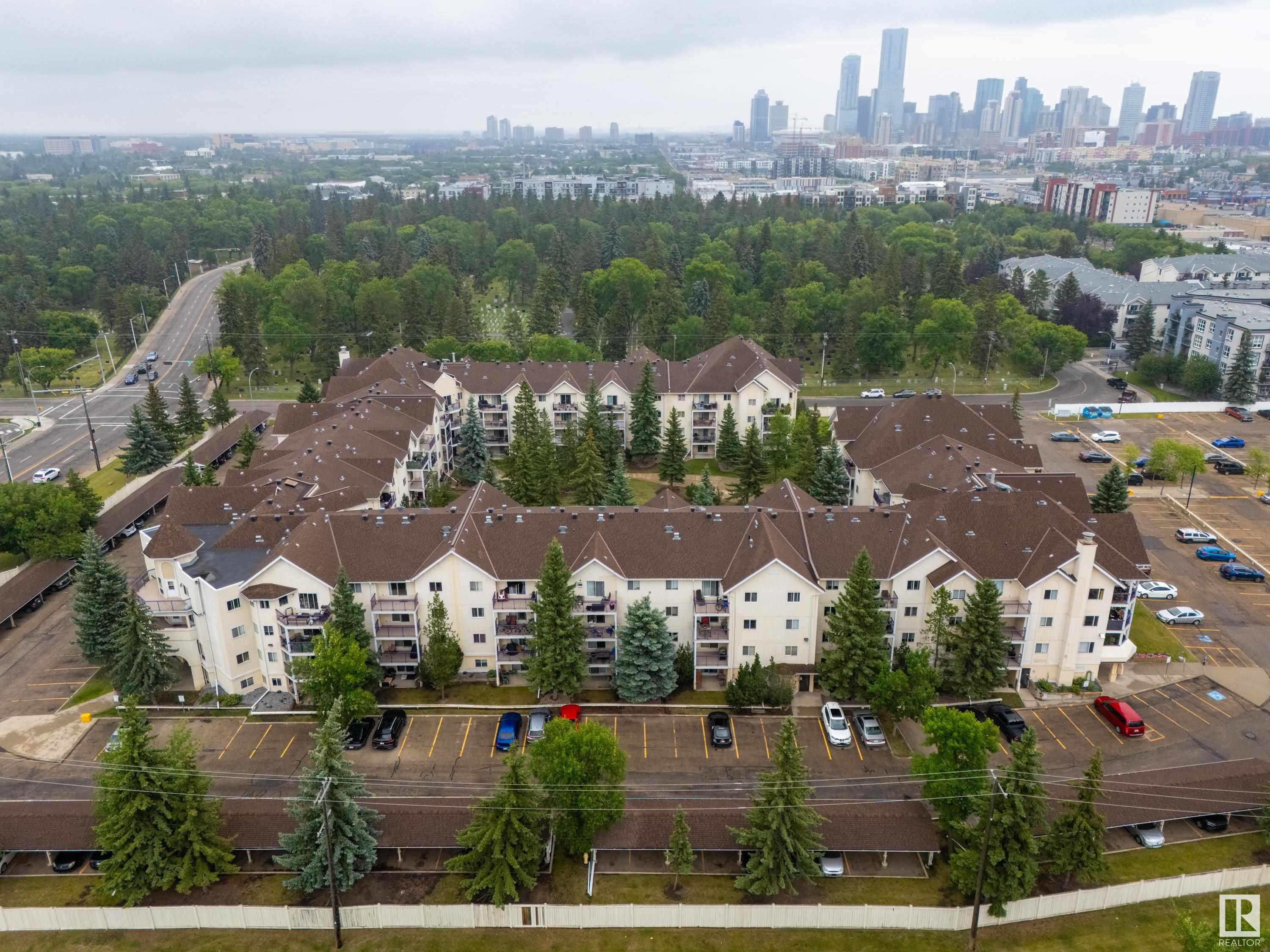 #134 10636 120 ST NW