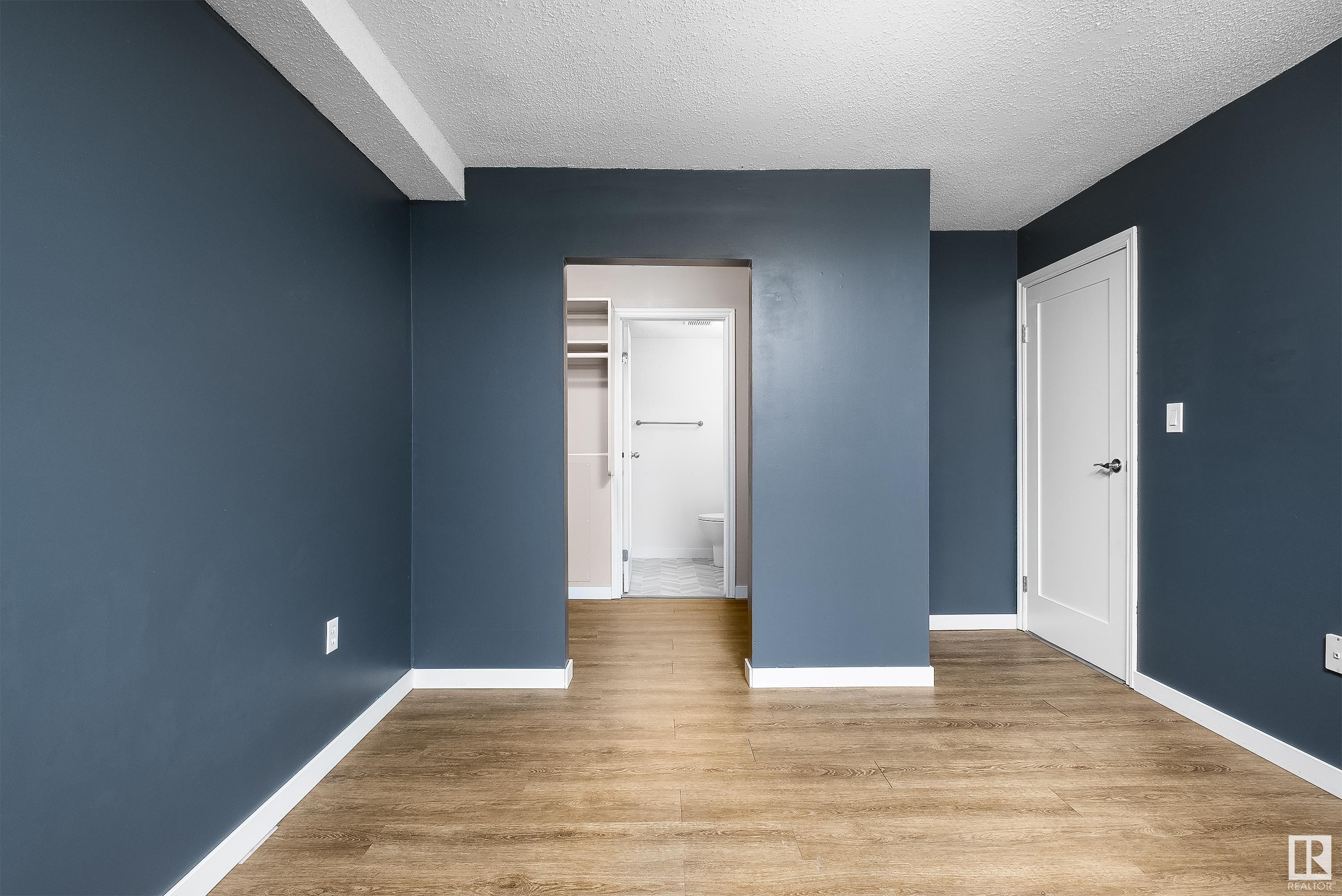 #134 10636 120 ST NW