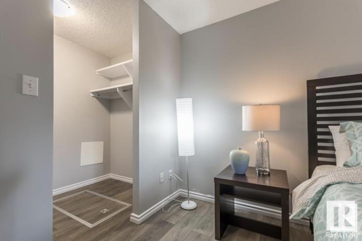 214 Surrey GD NW