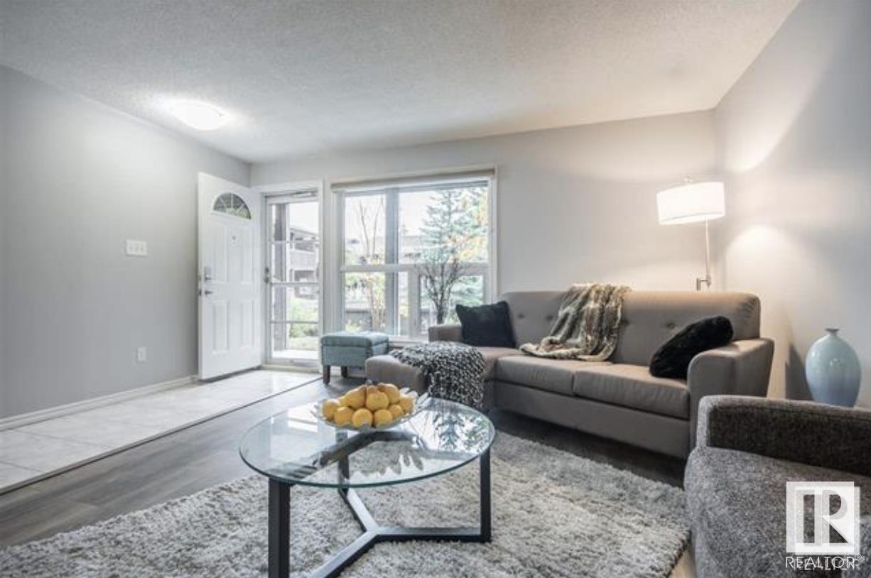 214 Surrey GD NW