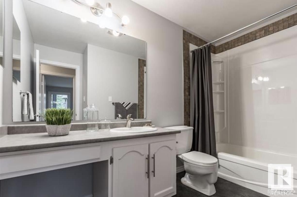 214 Surrey GD NW