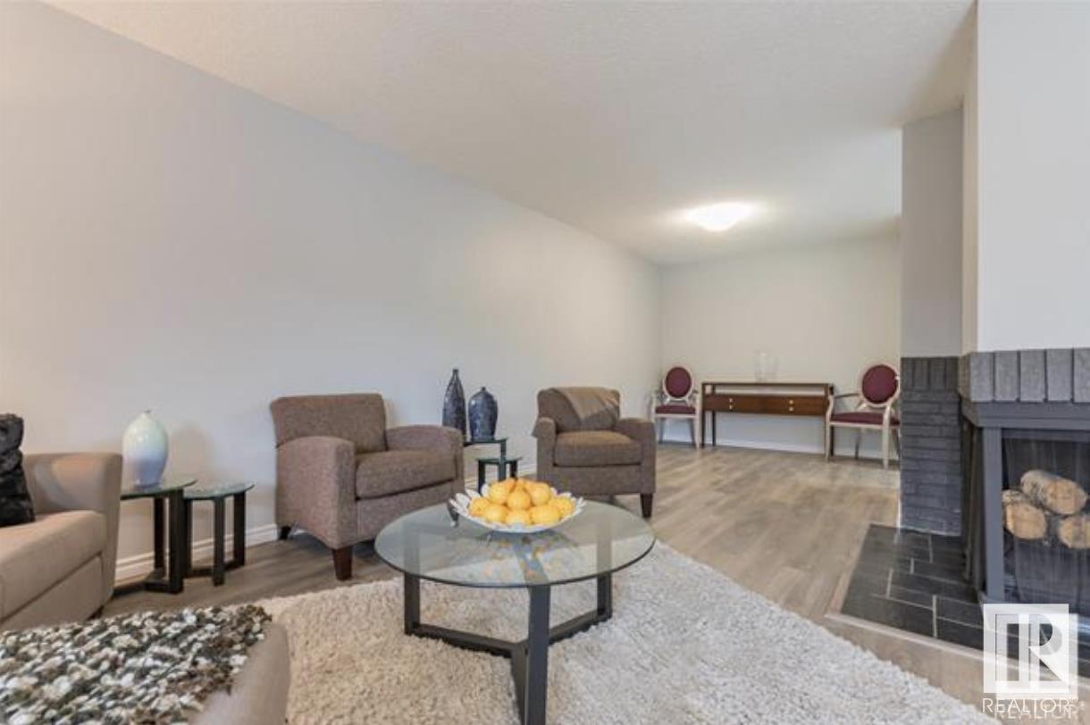 214 Surrey GD NW