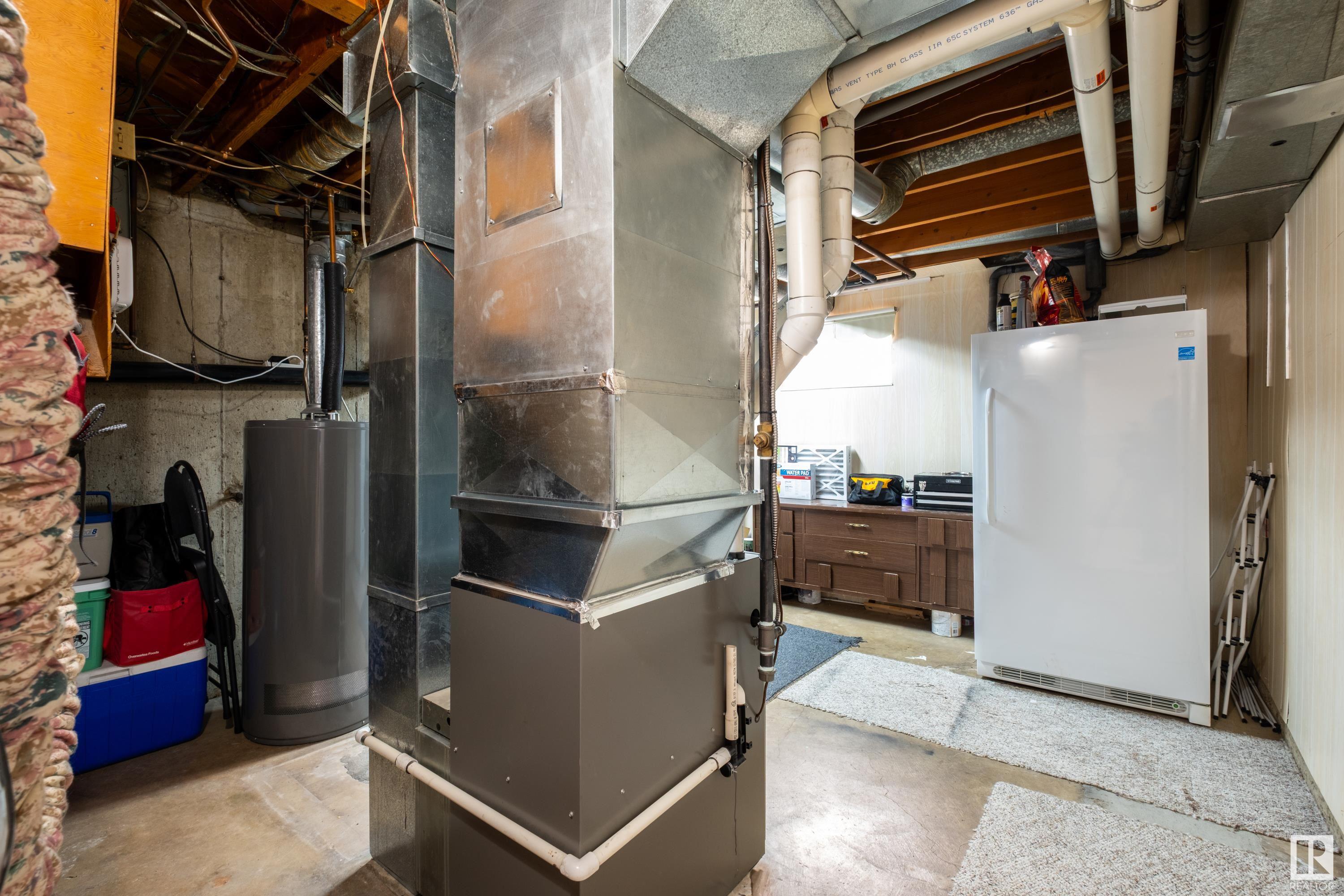 9106 154 ST NW