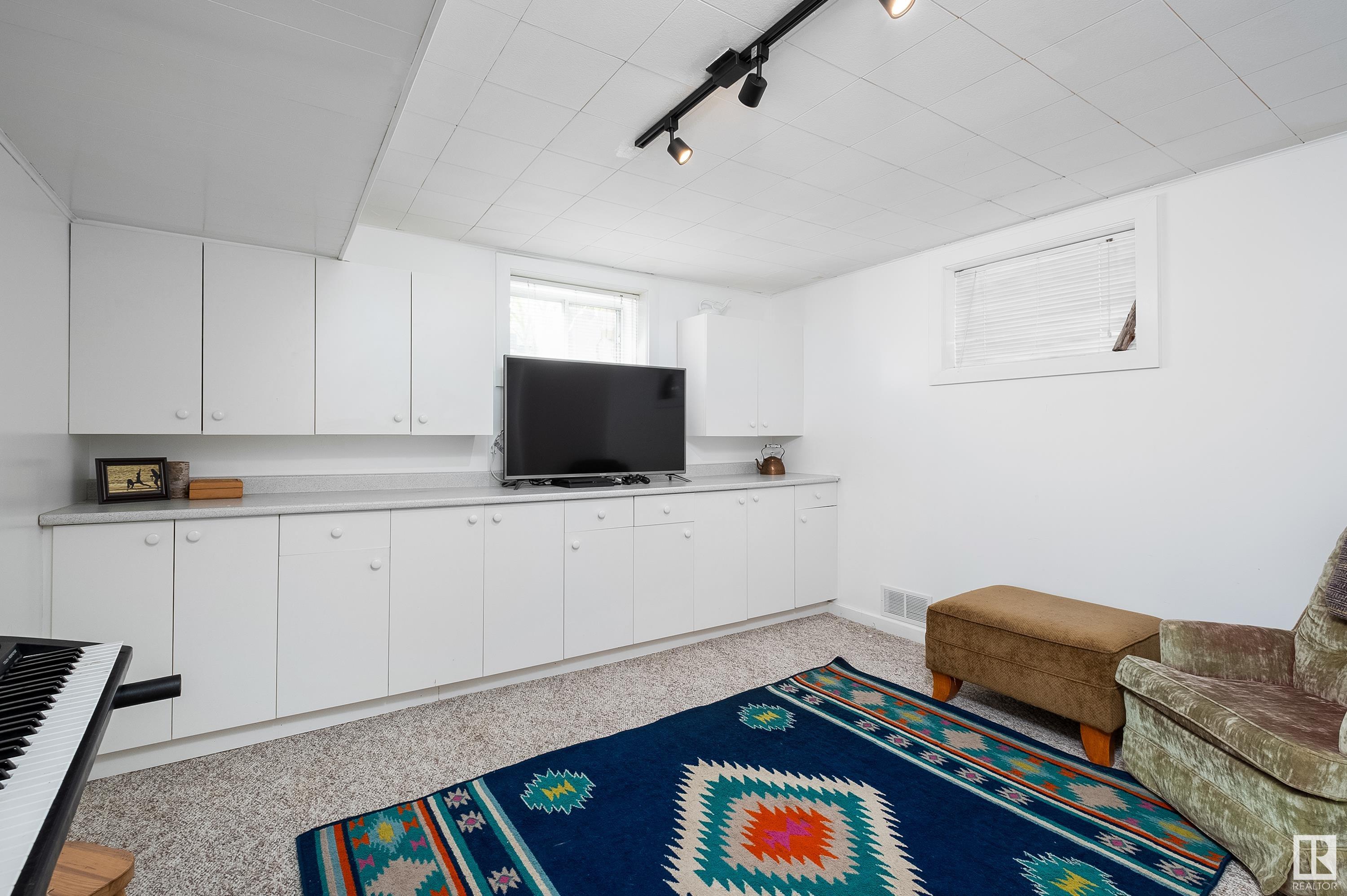 9106 154 ST NW