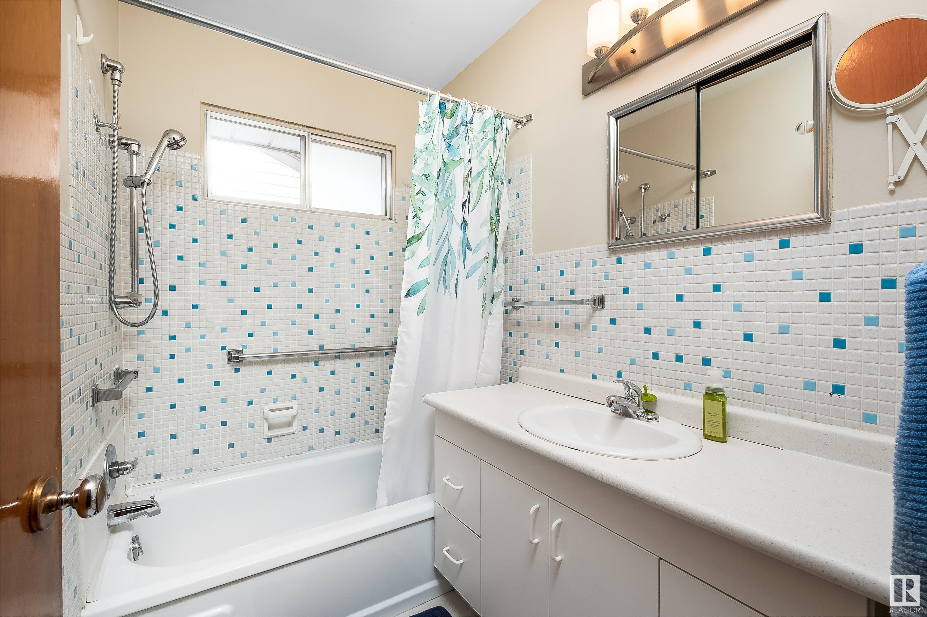 13120 63 ST NW