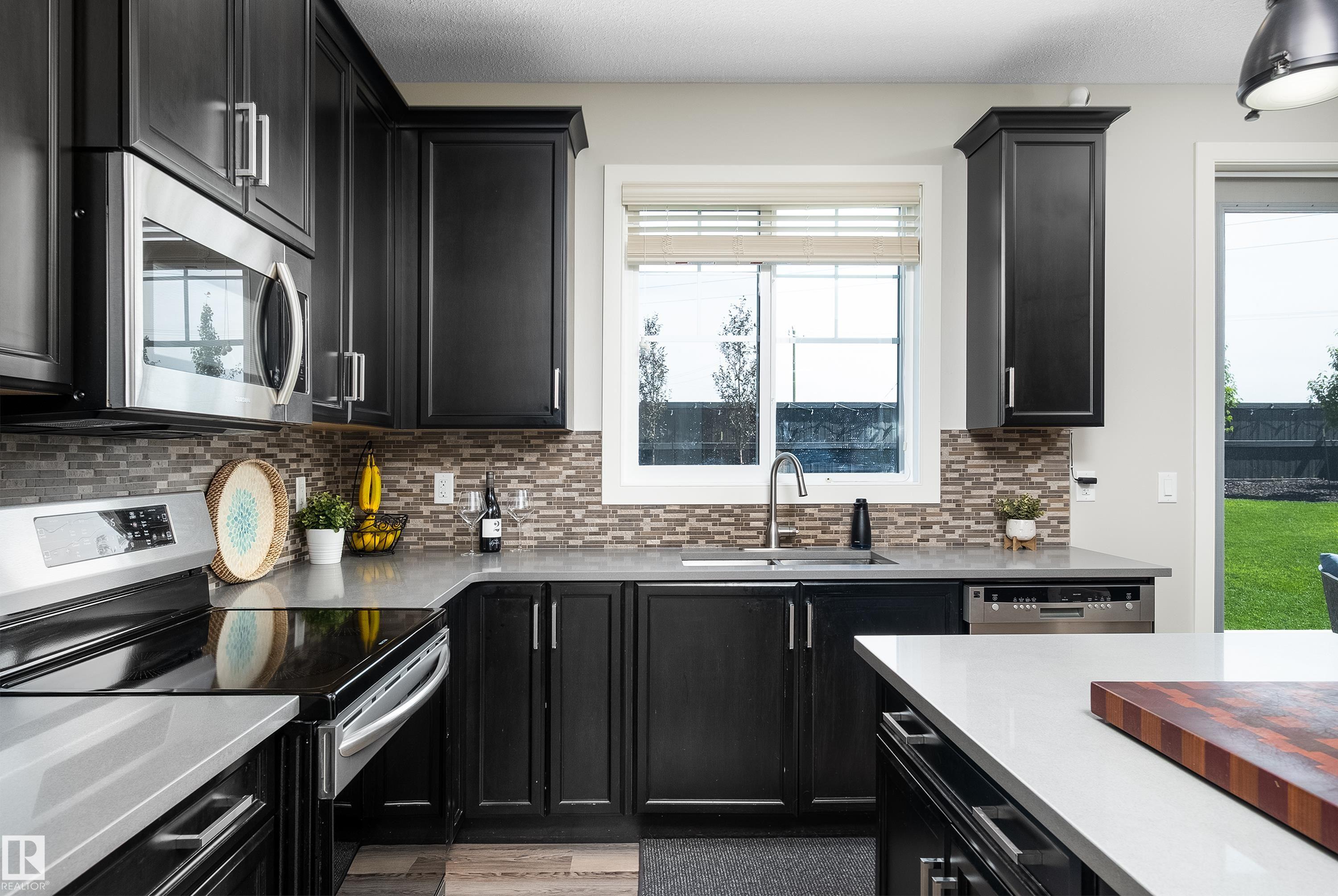 110 Rideau PL