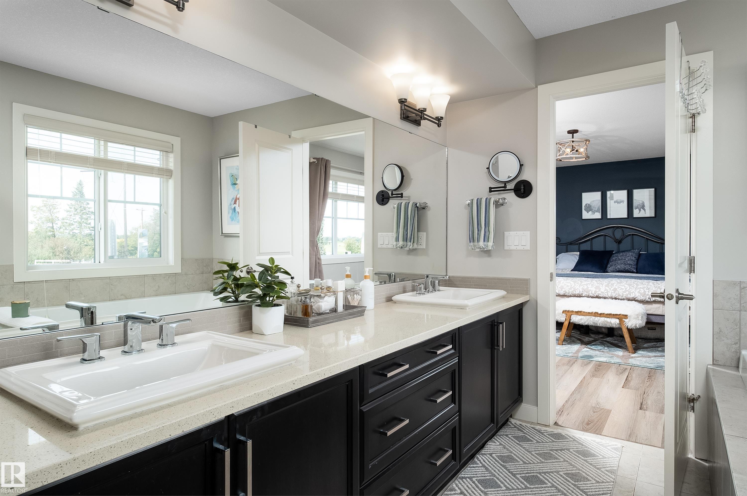 110 Rideau PL