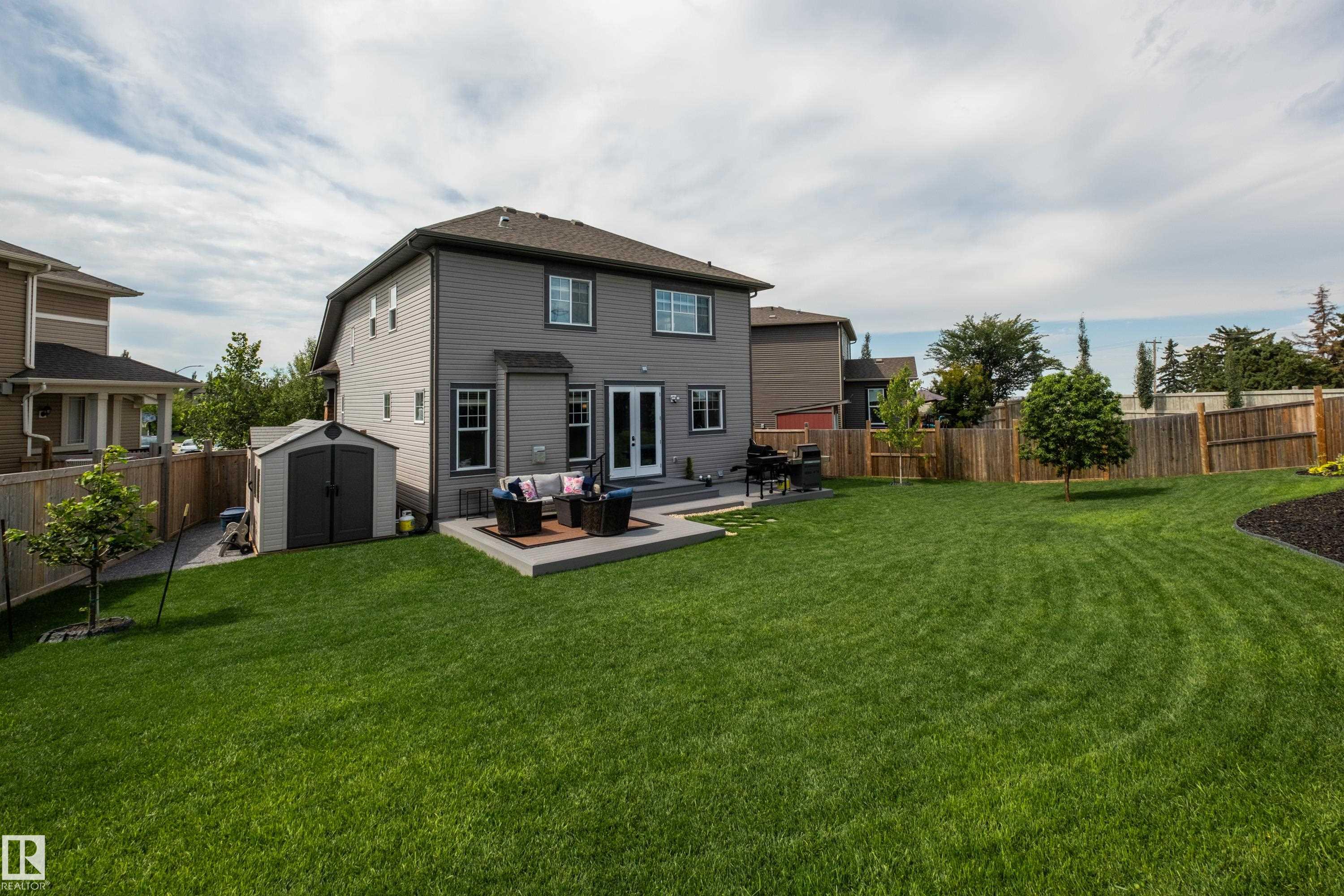 110 Rideau PL