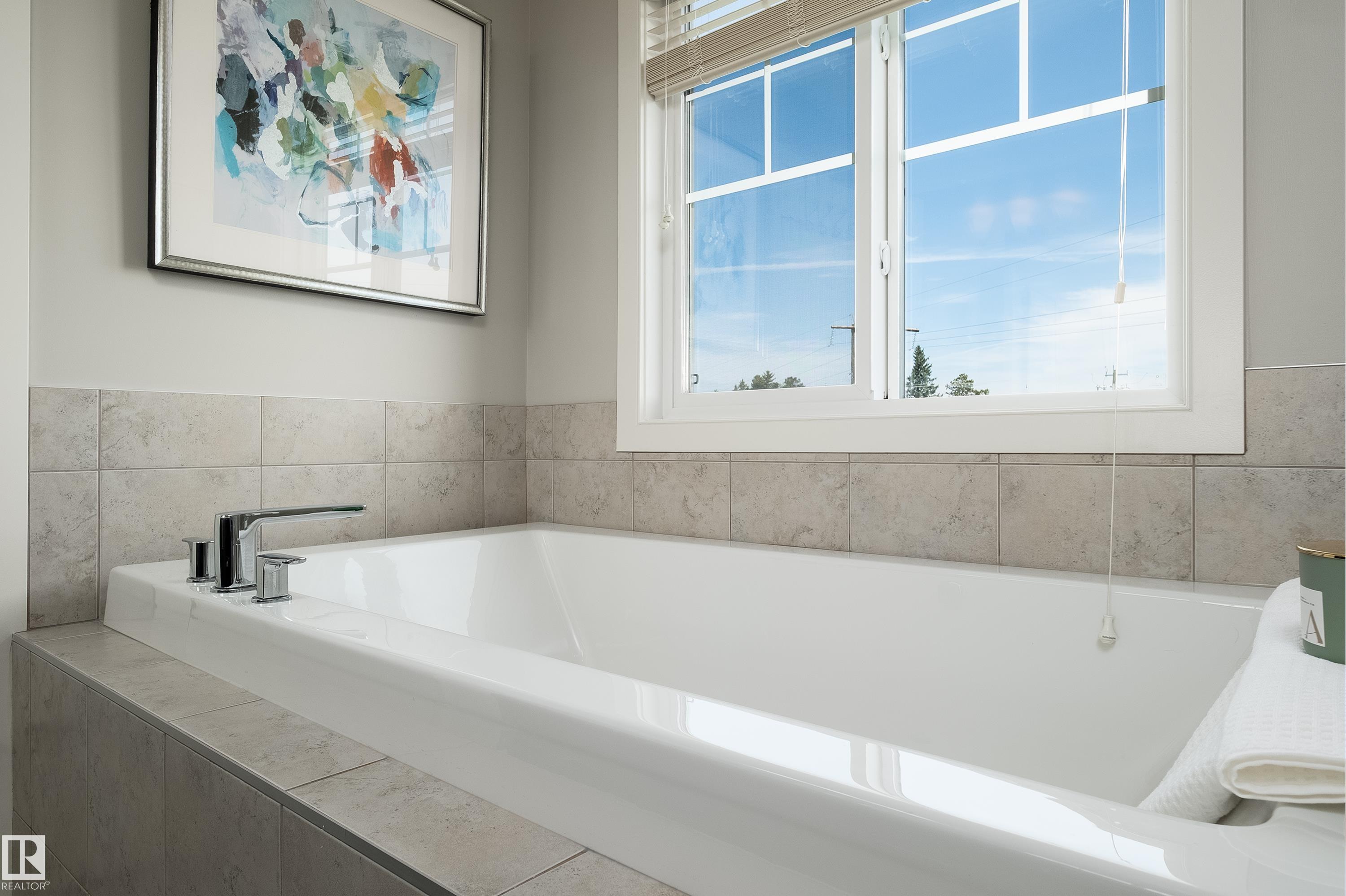 110 Rideau PL