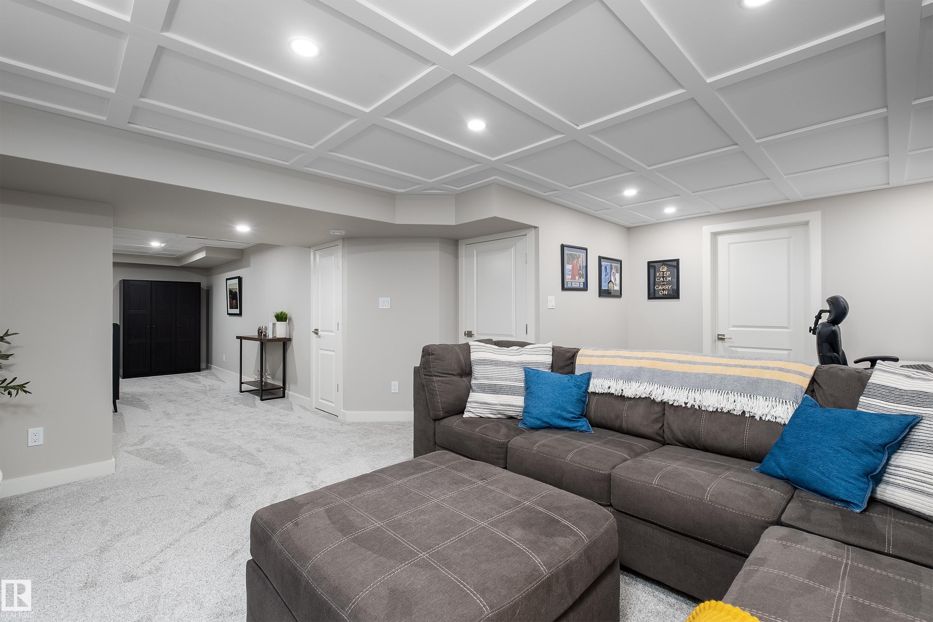 110 Rideau PL