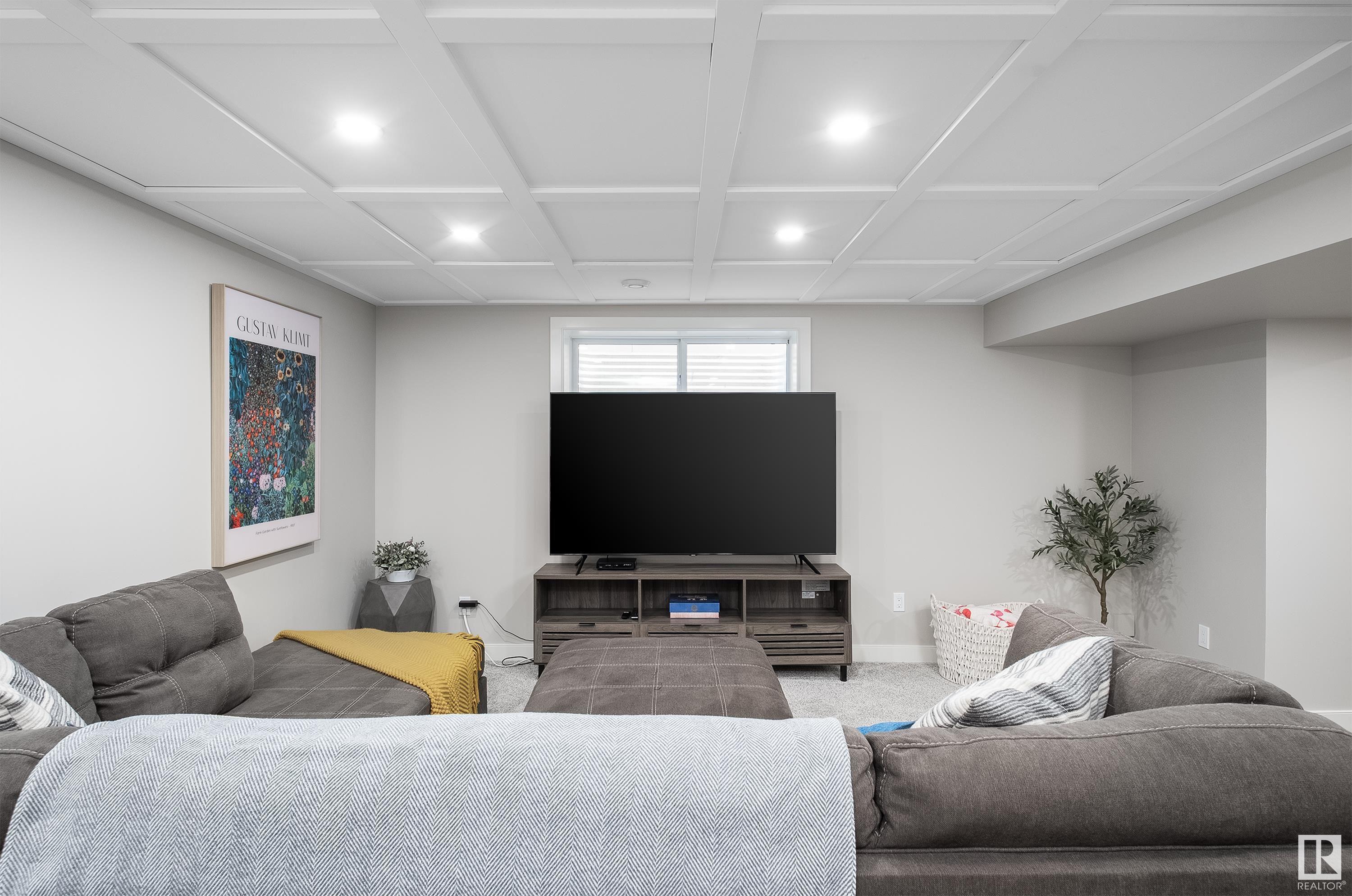110 Rideau PL