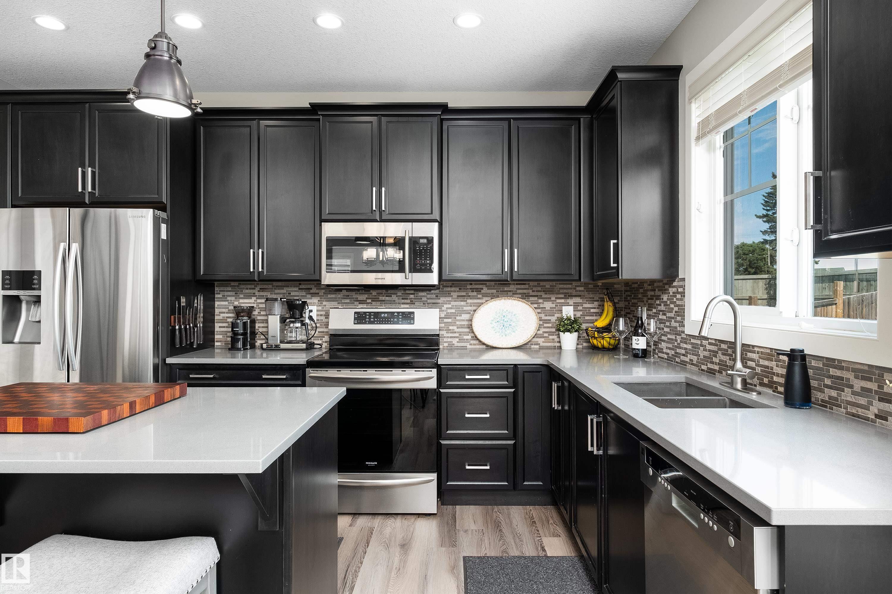 110 Rideau PL