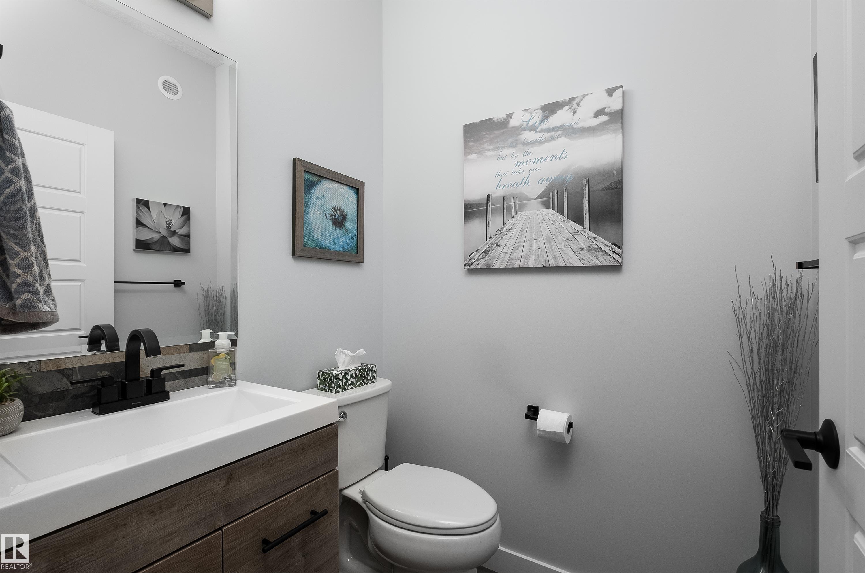 20892 131 AV NW