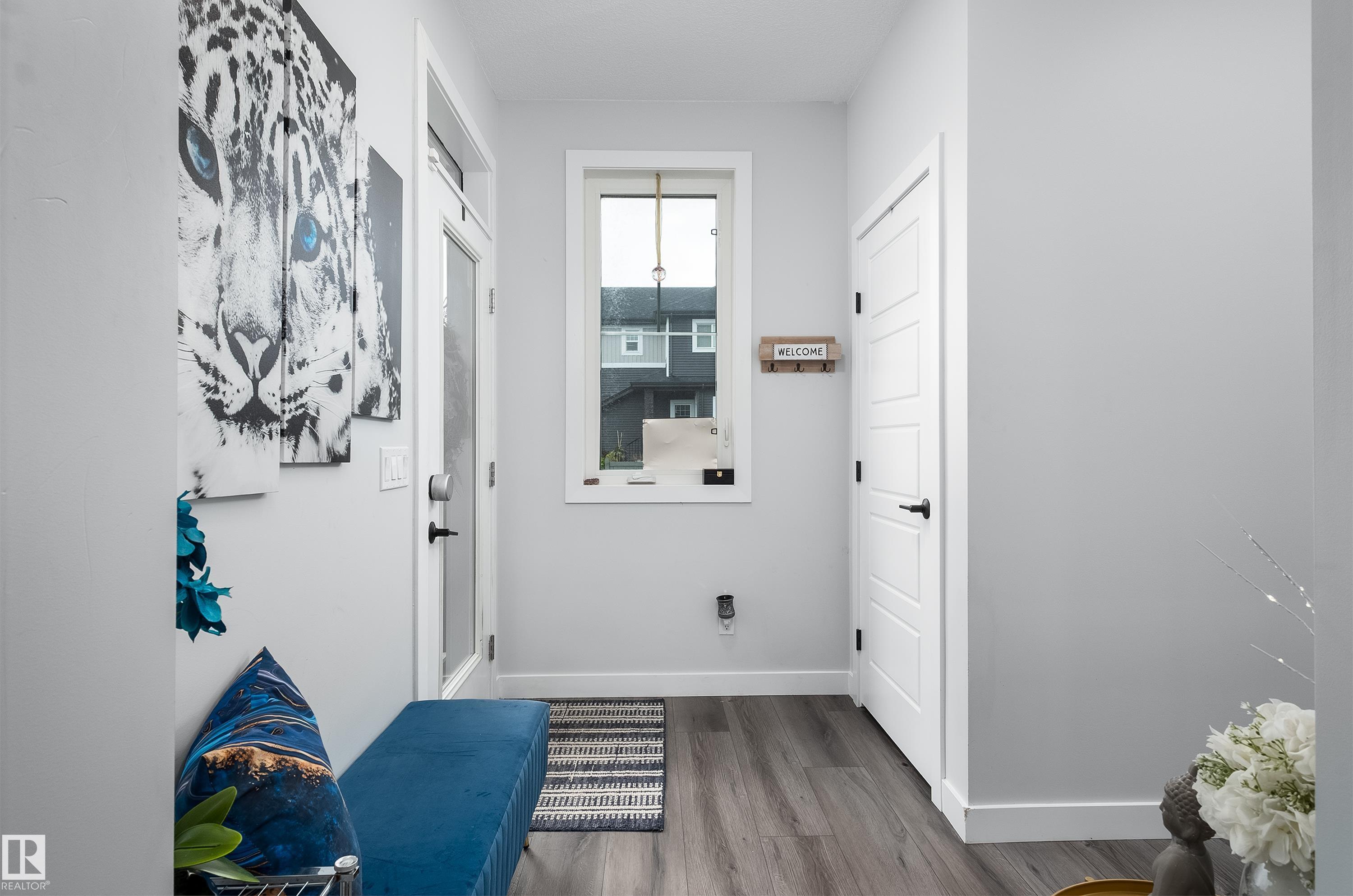 20892 131 AV NW