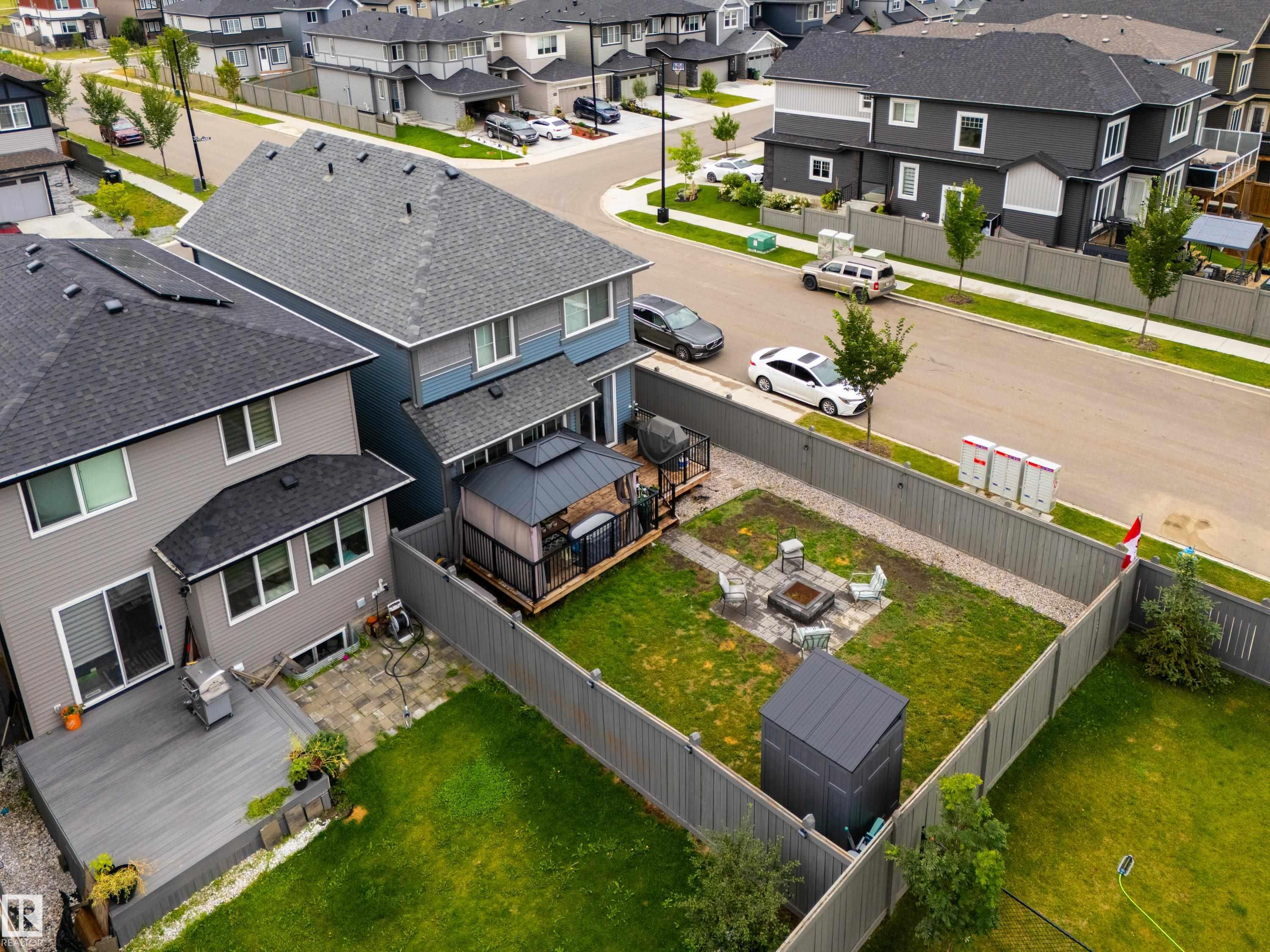 20892 131 AV NW