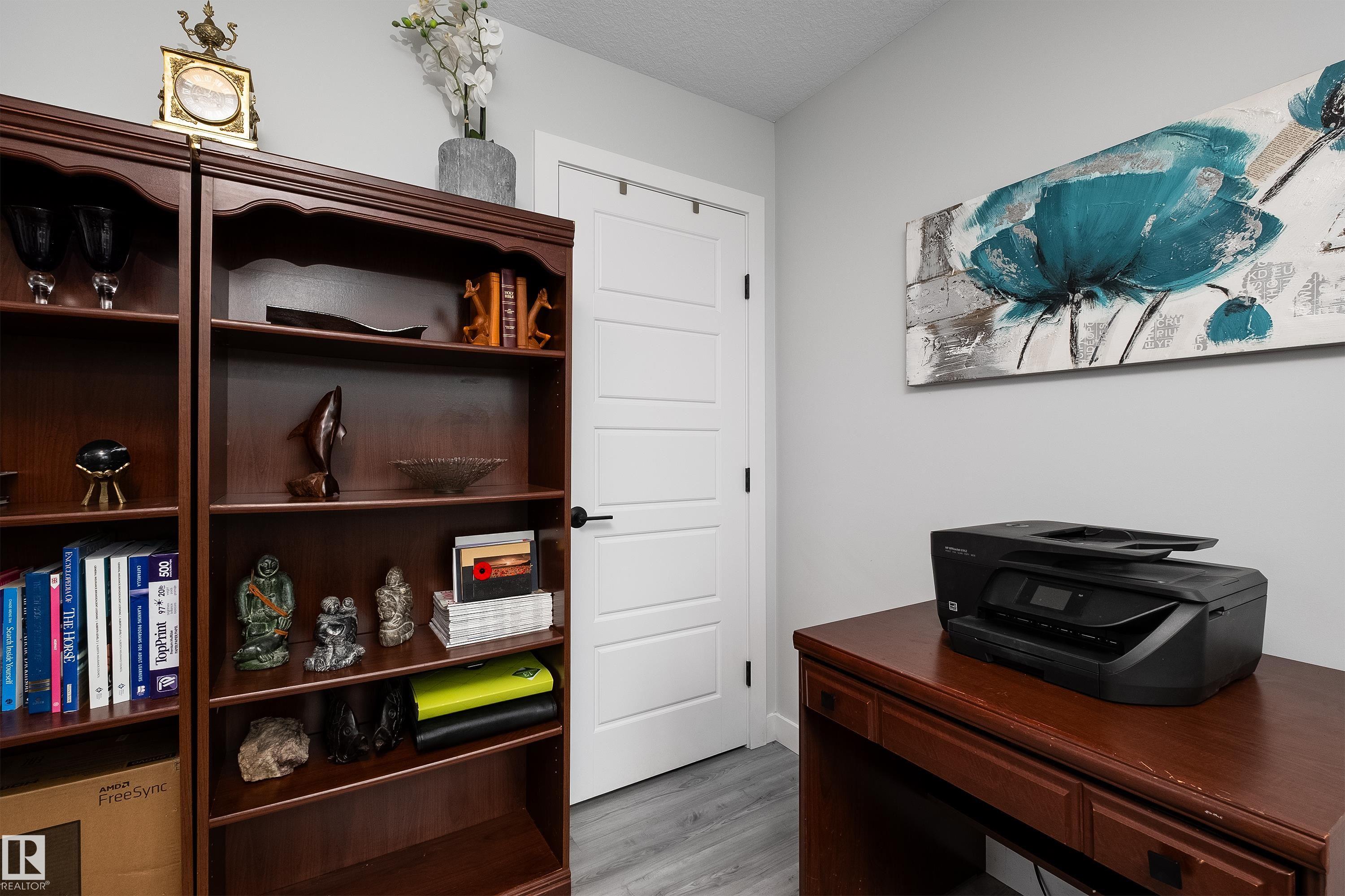 20892 131 AV NW