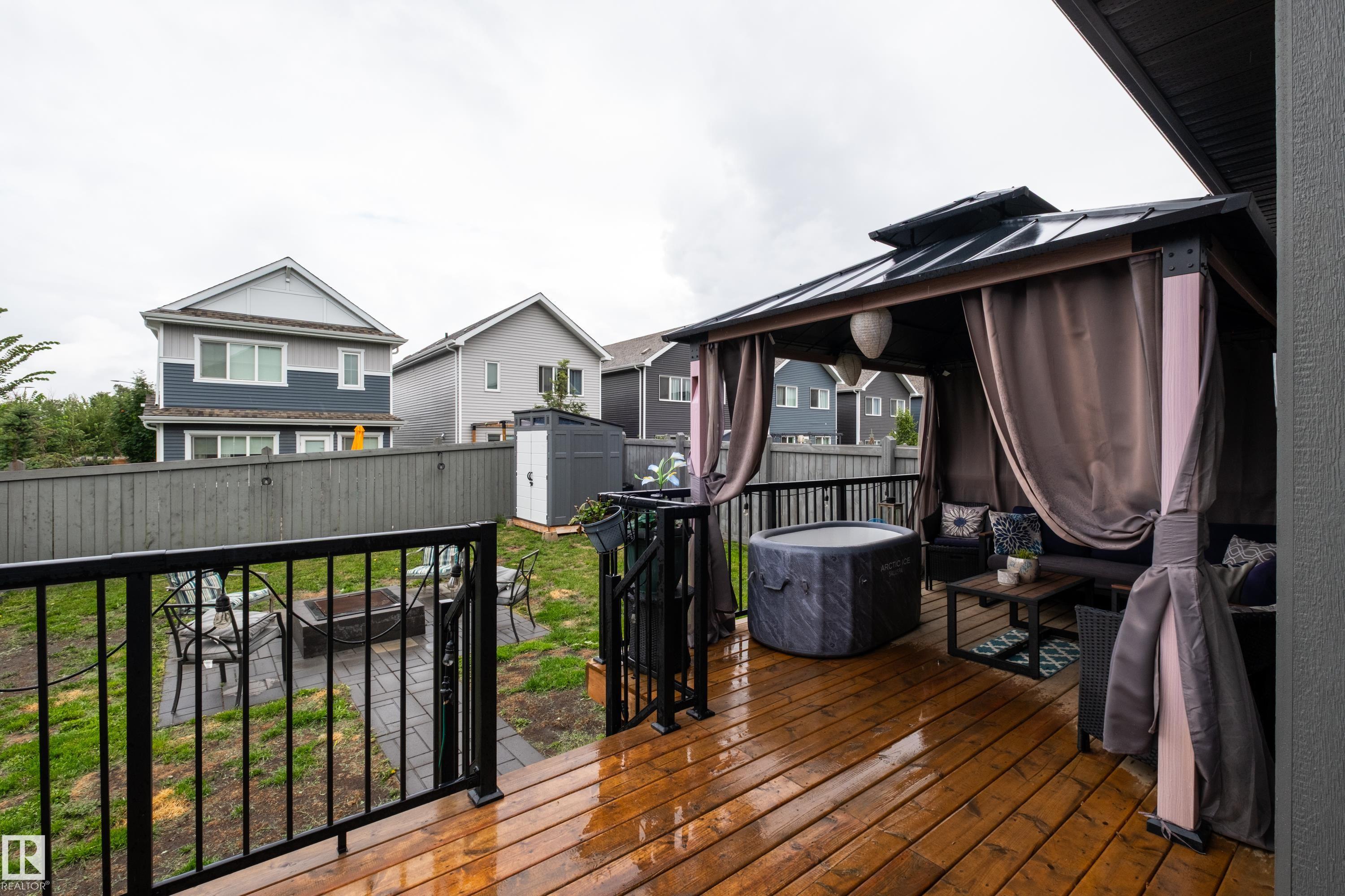 20892 131 AV NW