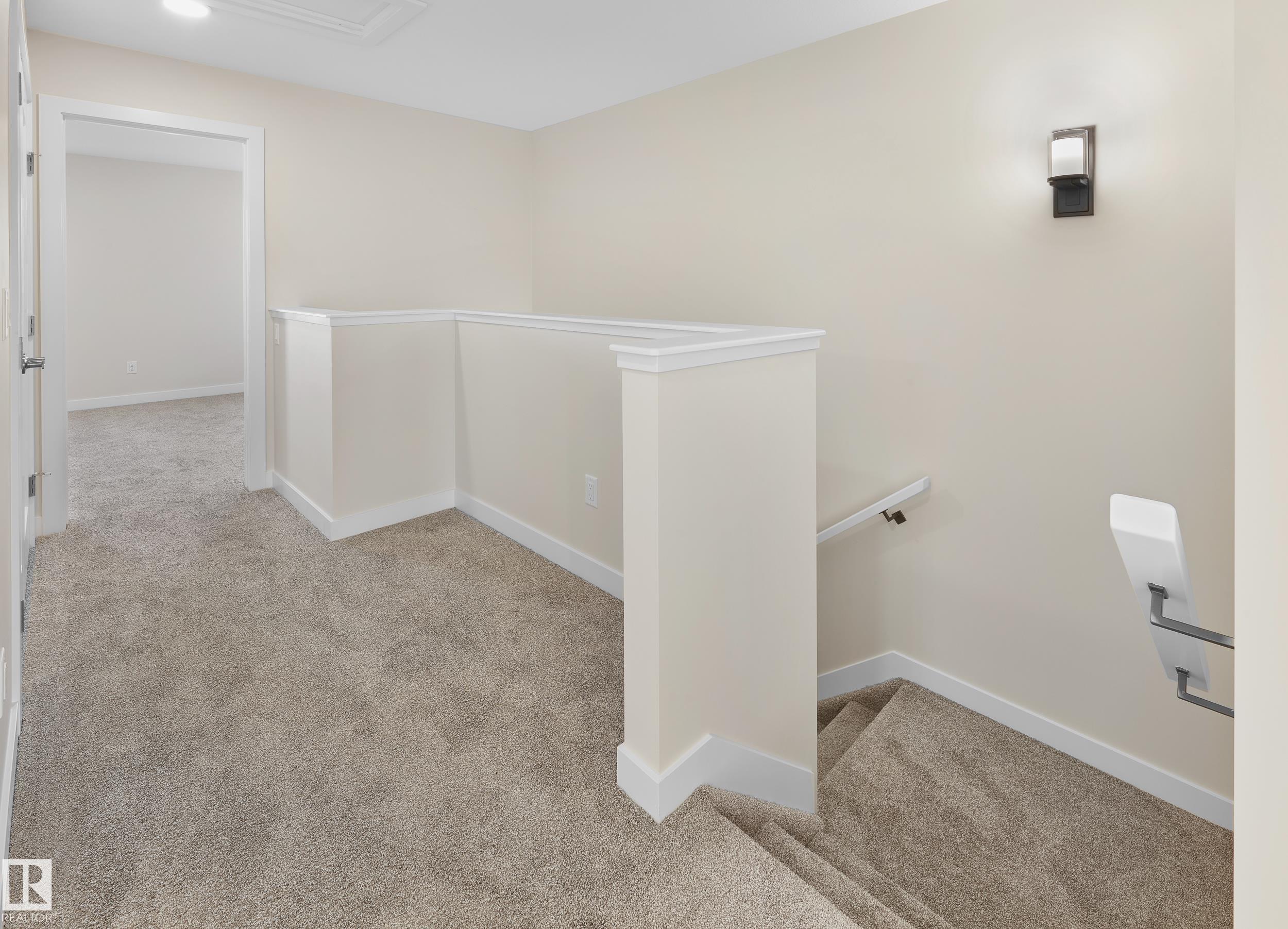 9336 221 ST NW