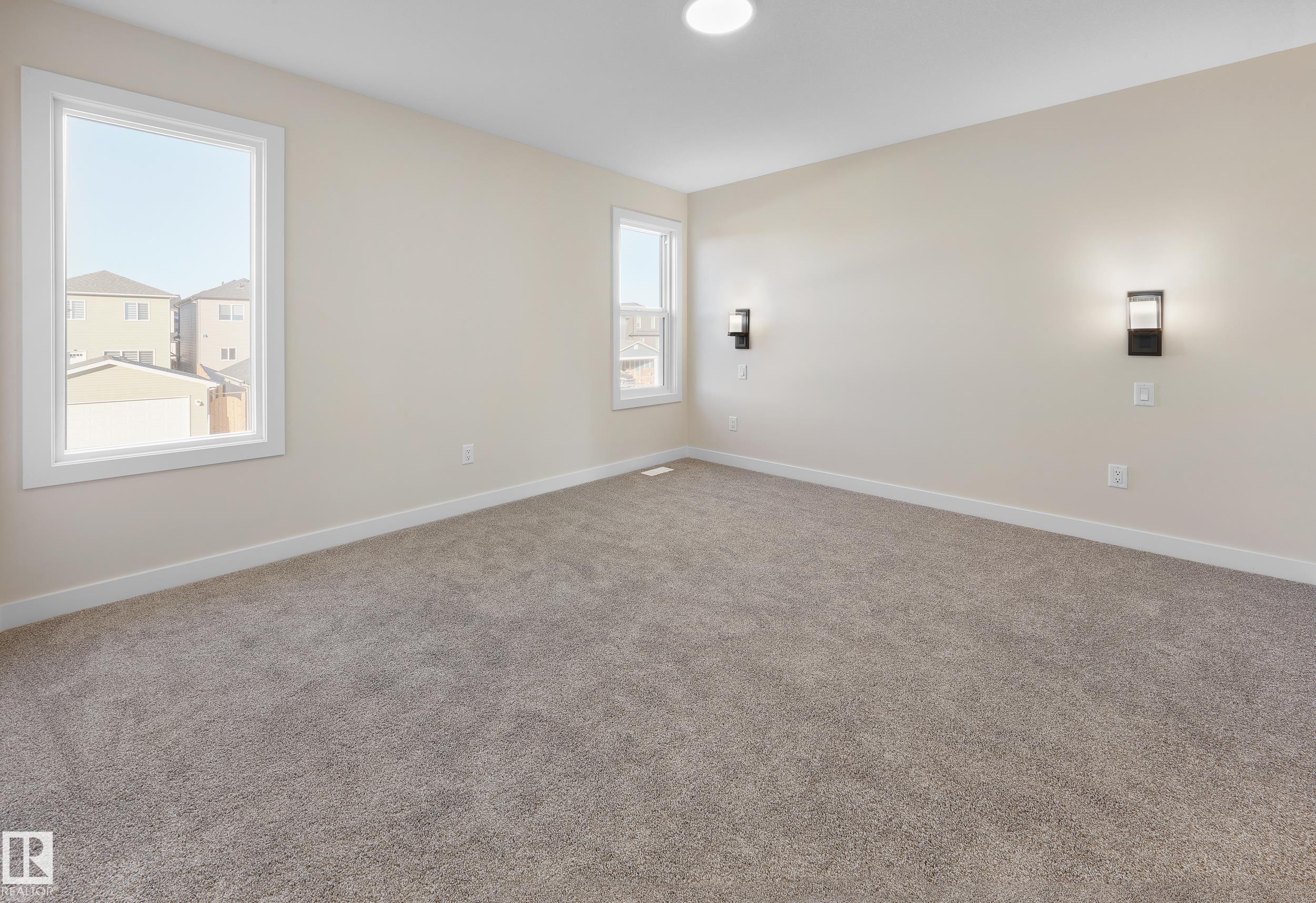 9336 221 ST NW