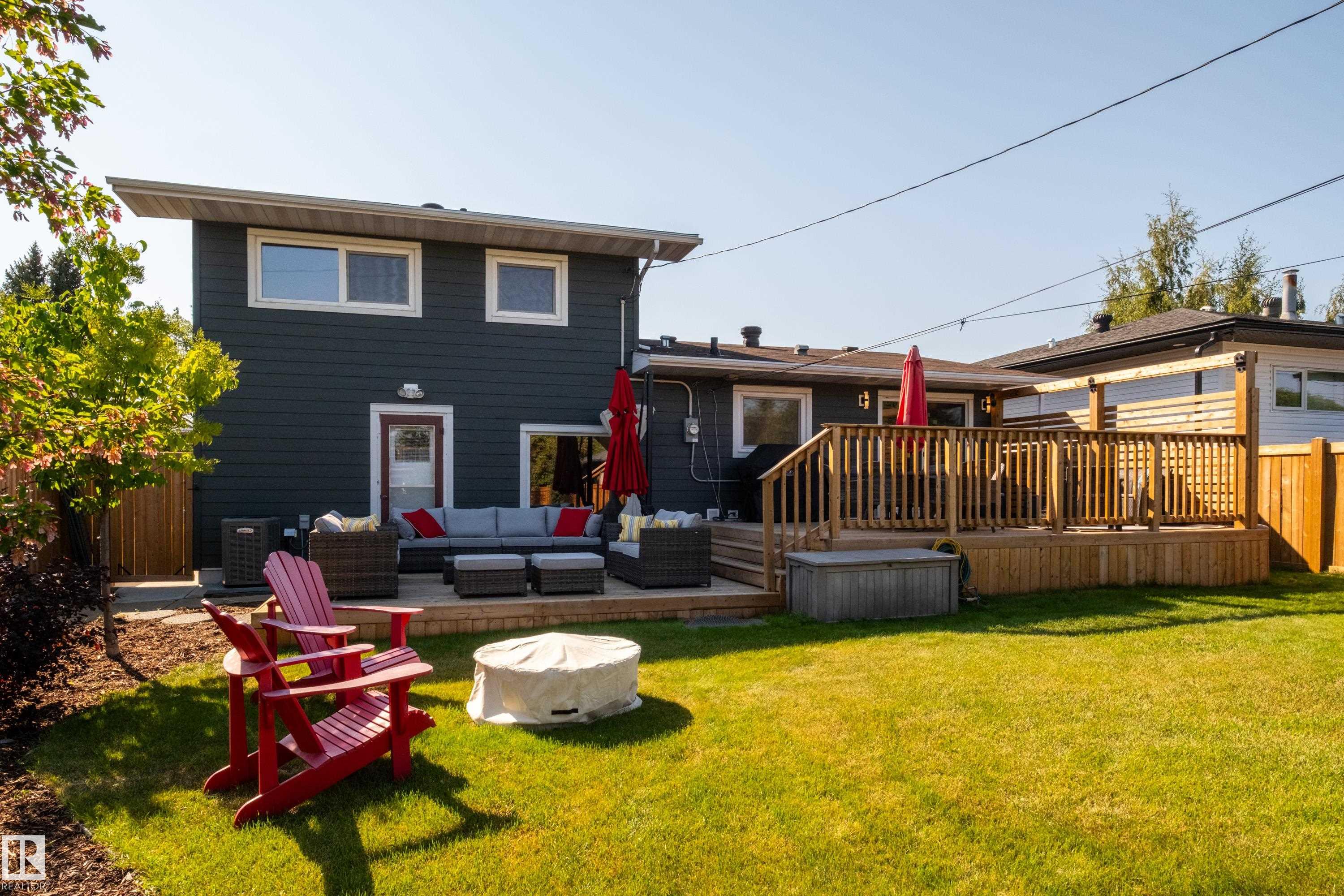 7708 106A AV NW