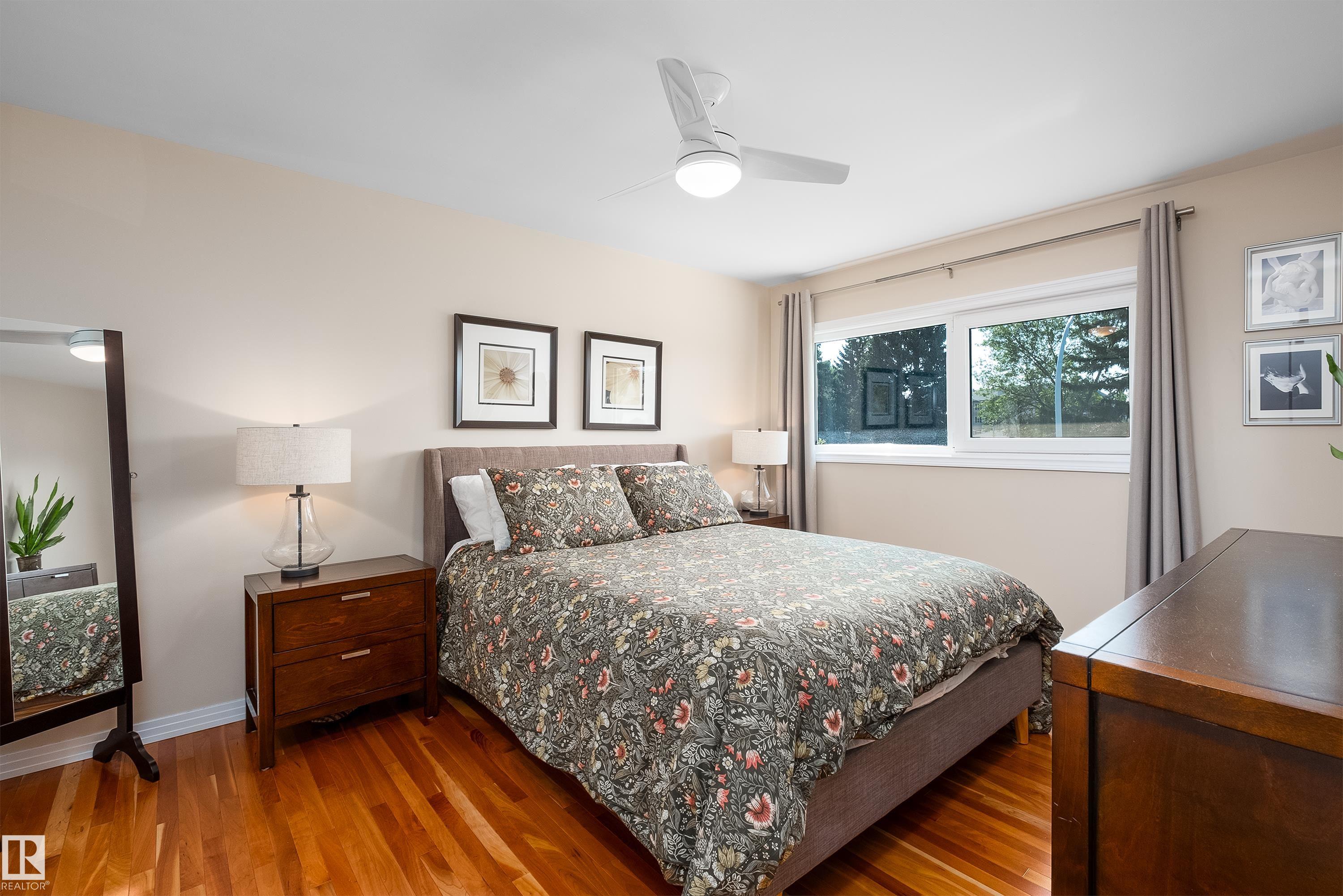 7708 106A AV NW