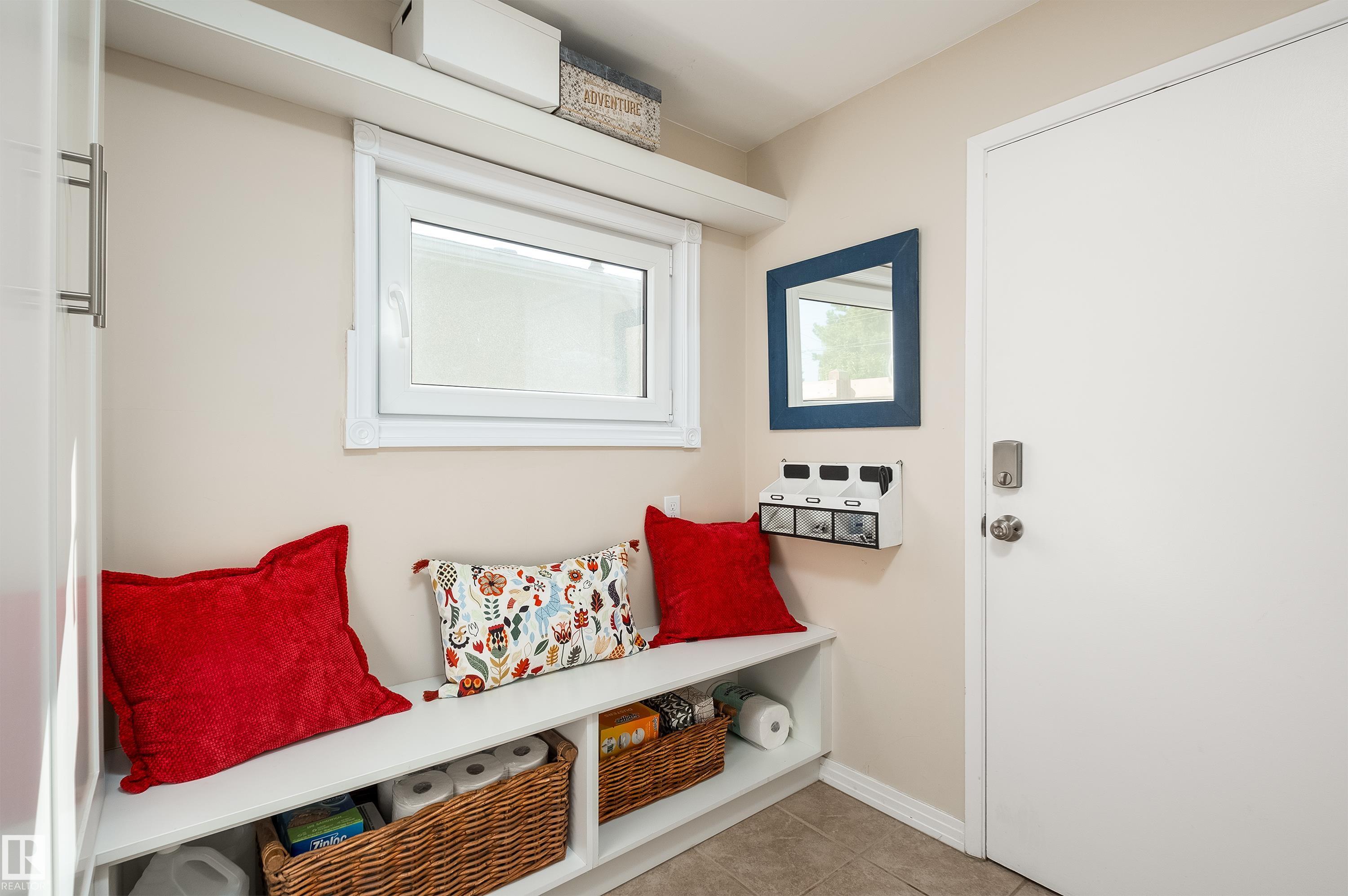 7708 106A AV NW