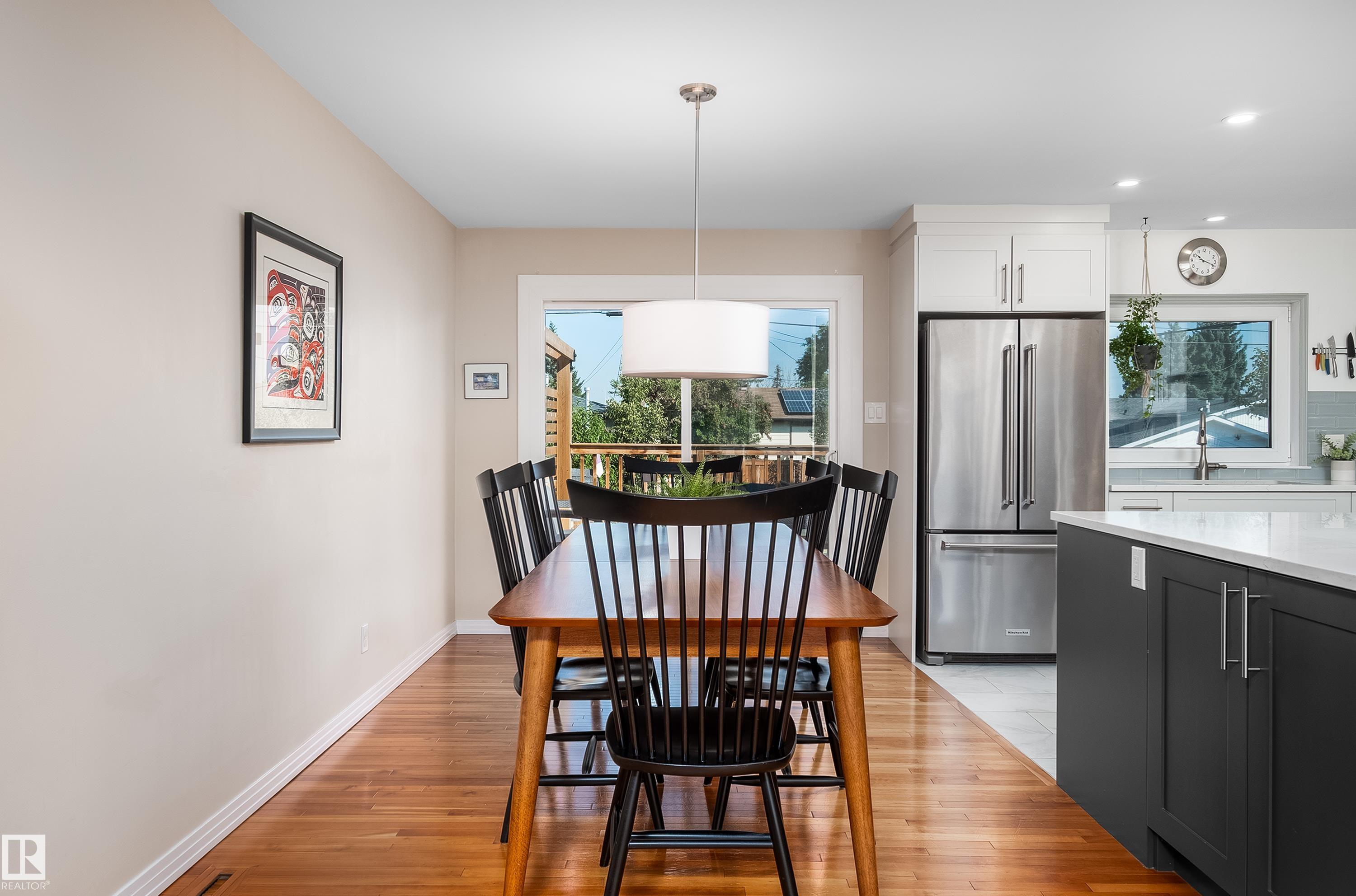 7708 106A AV NW