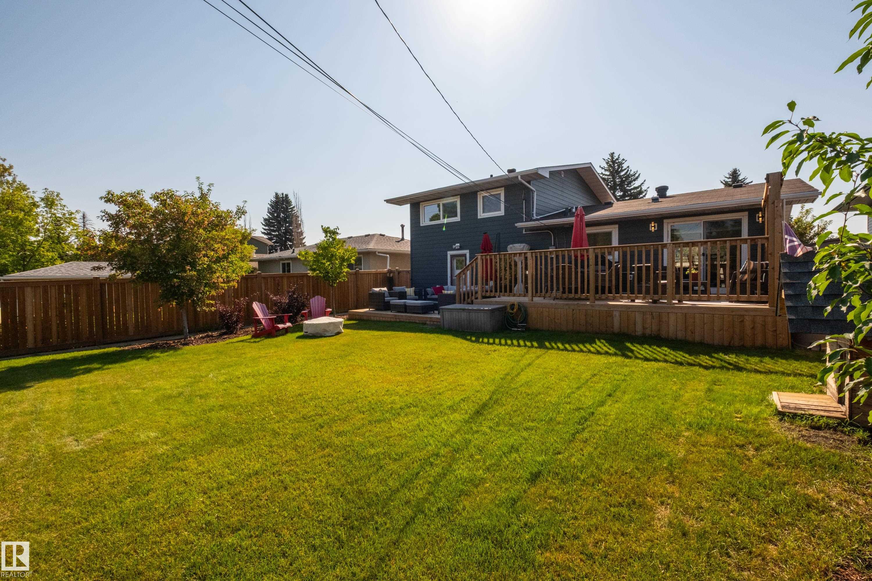 7708 106A AV NW