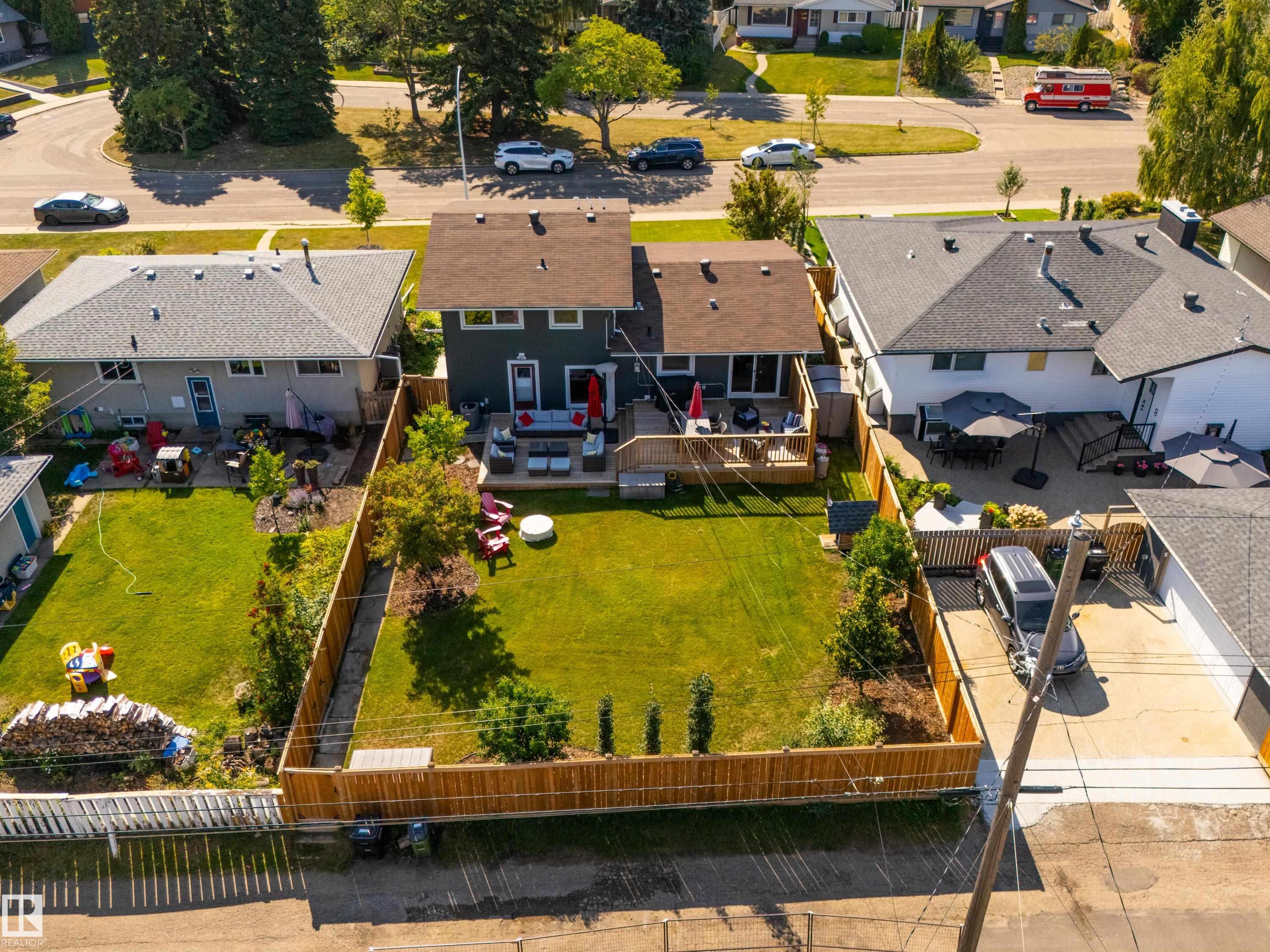 7708 106A AV NW