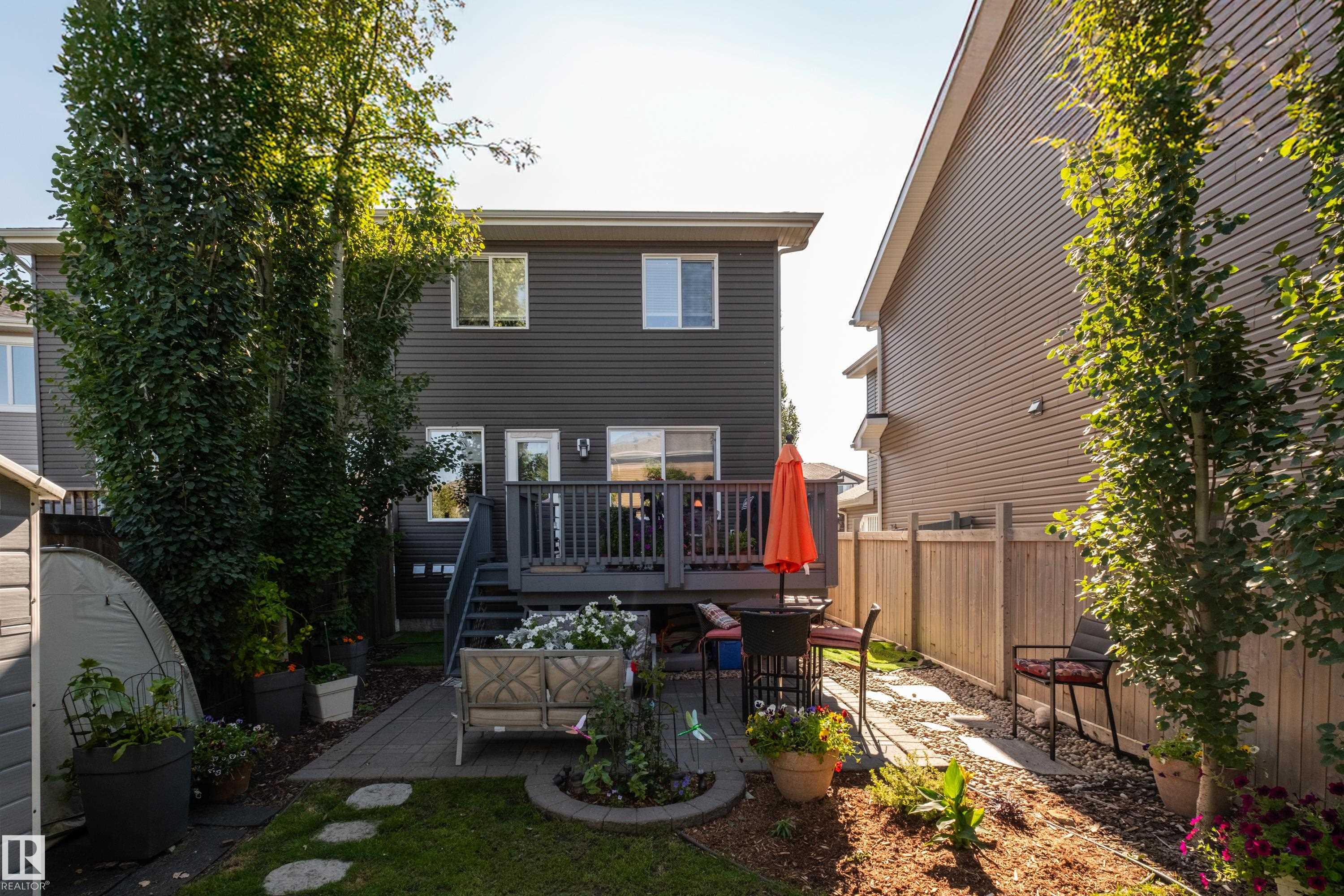 136 Reed PL