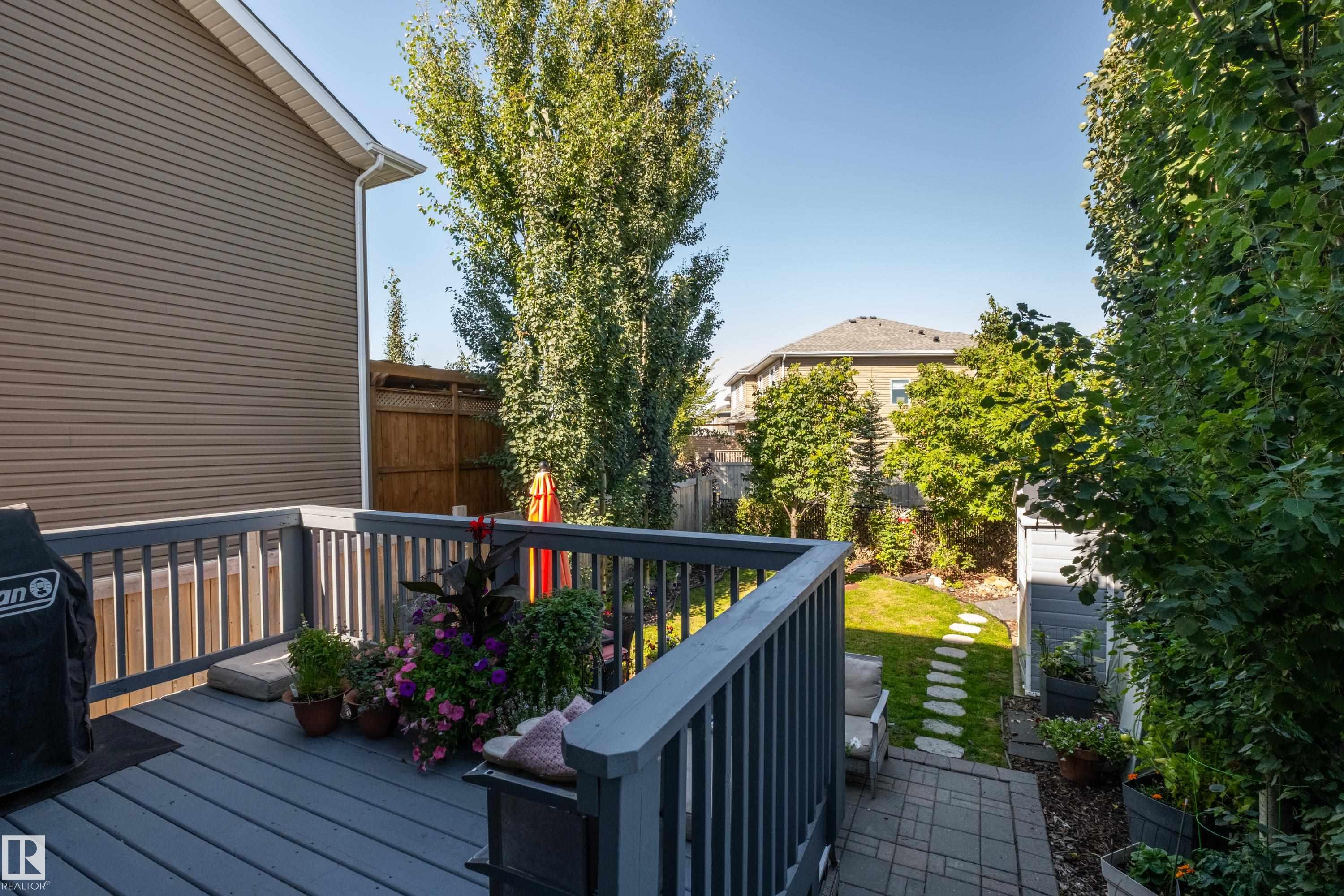 136 Reed PL