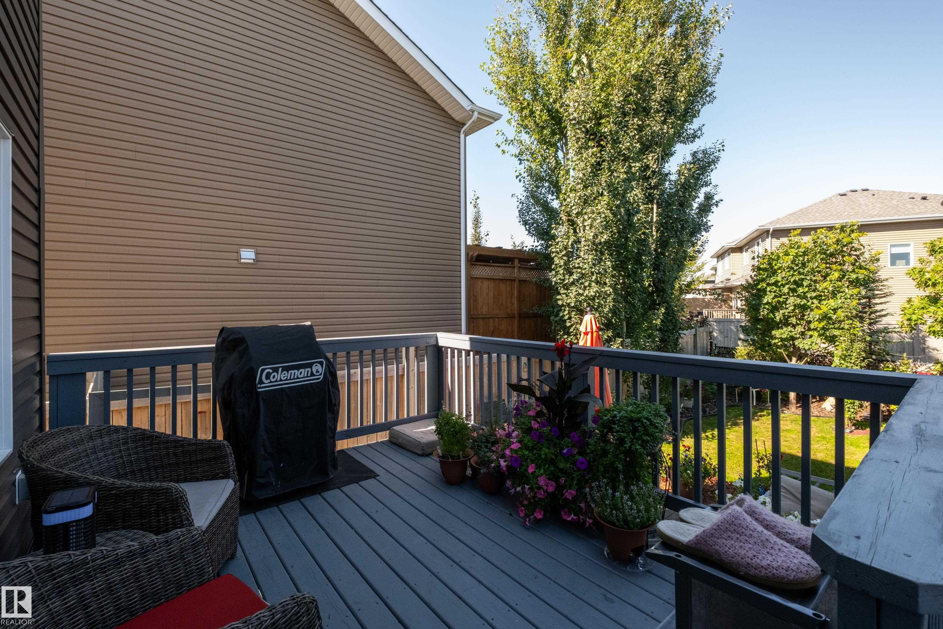 136 Reed PL