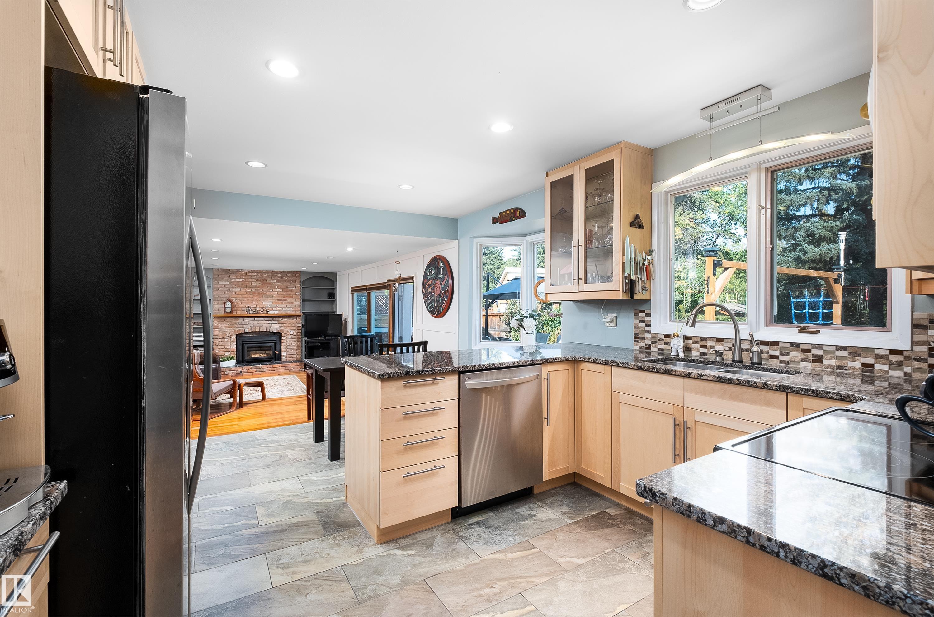 279 Westridge RD NW