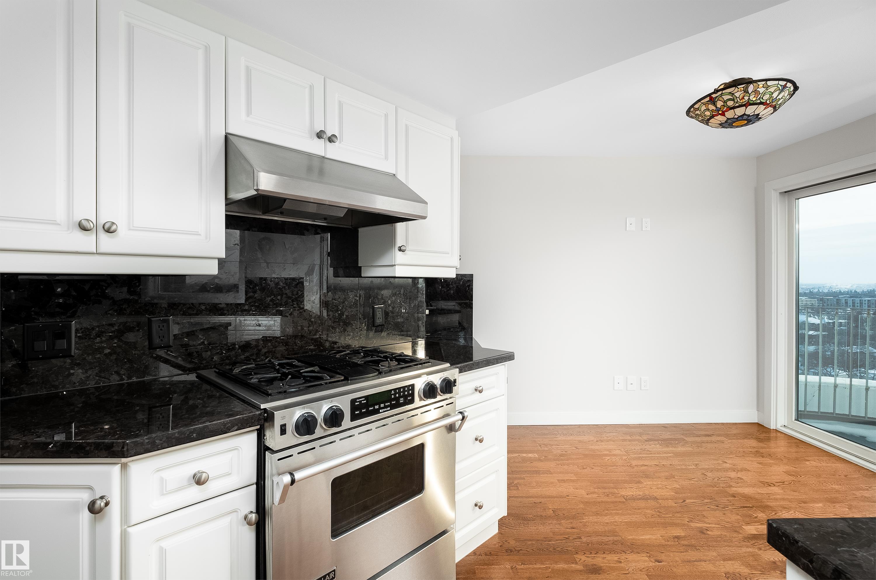 #1402 10731 Saskatchewan DR NW