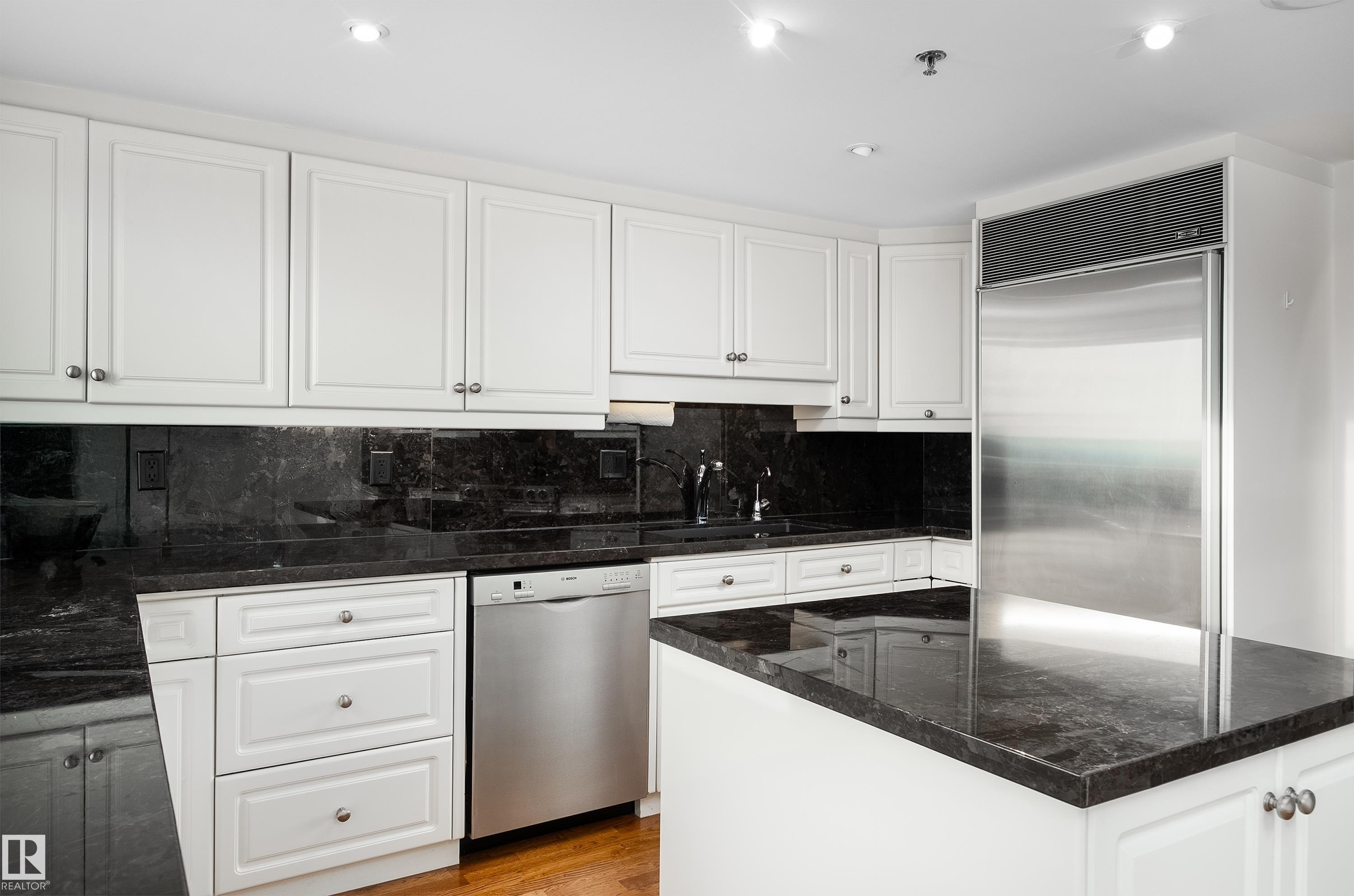 #1402 10731 Saskatchewan DR NW