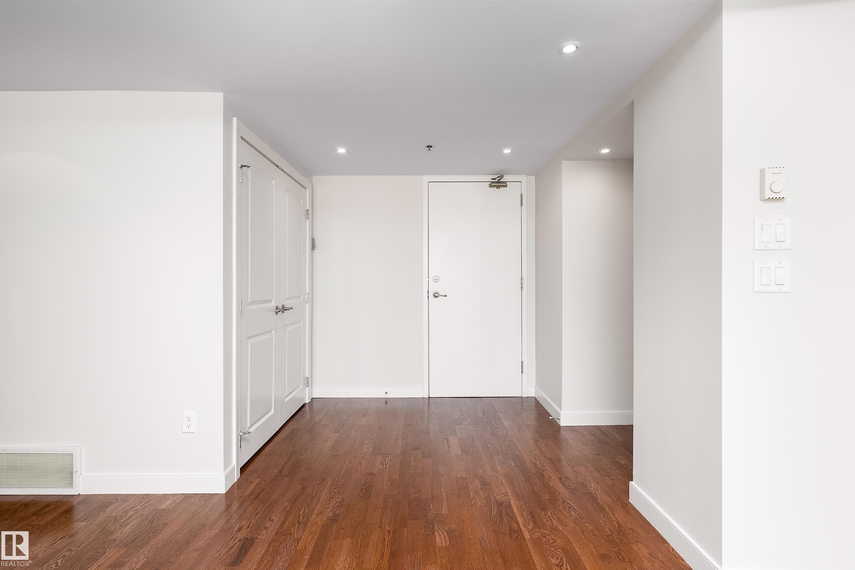 #1402 10731 Saskatchewan DR NW