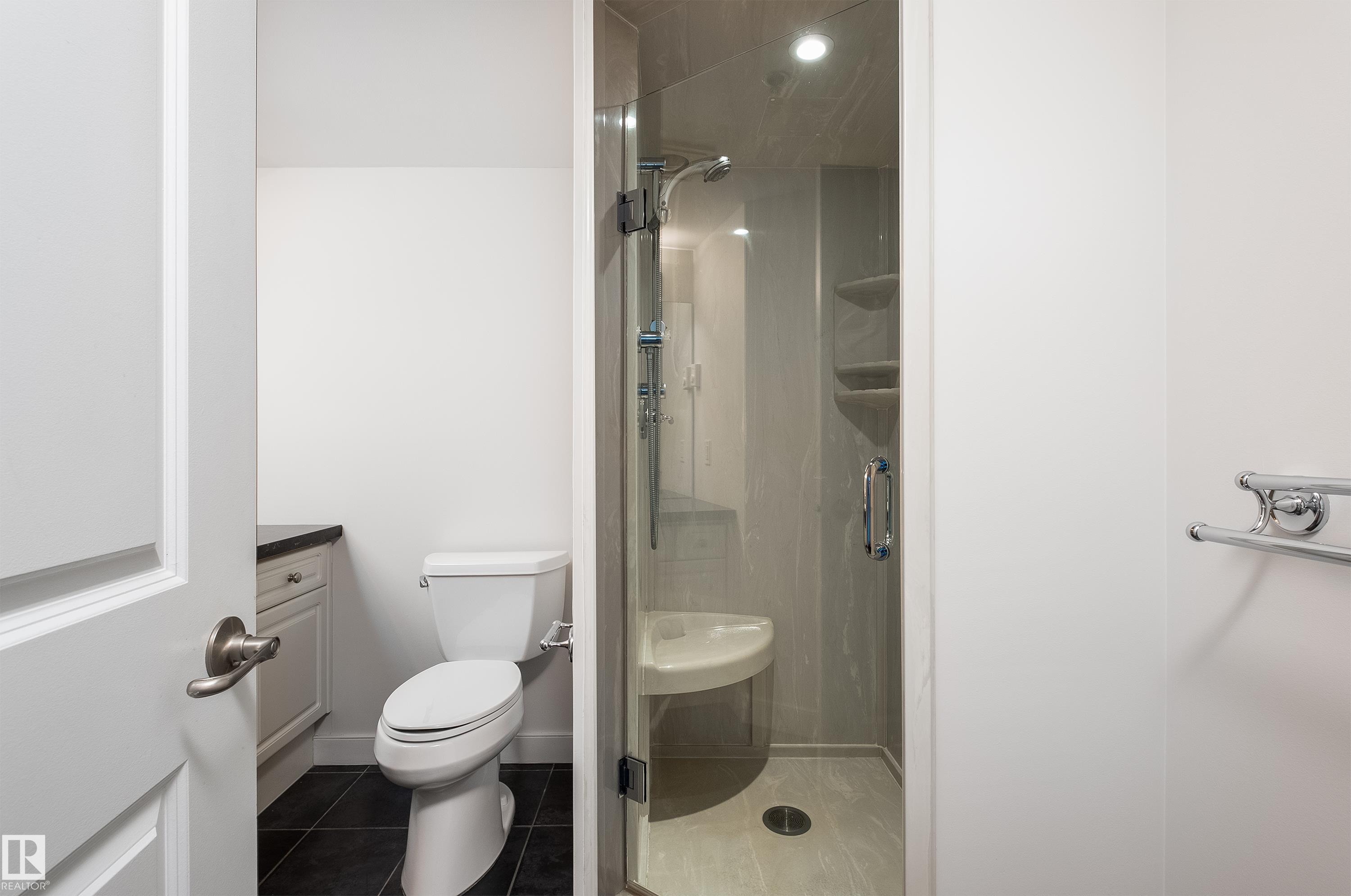 #1402 10731 Saskatchewan DR NW