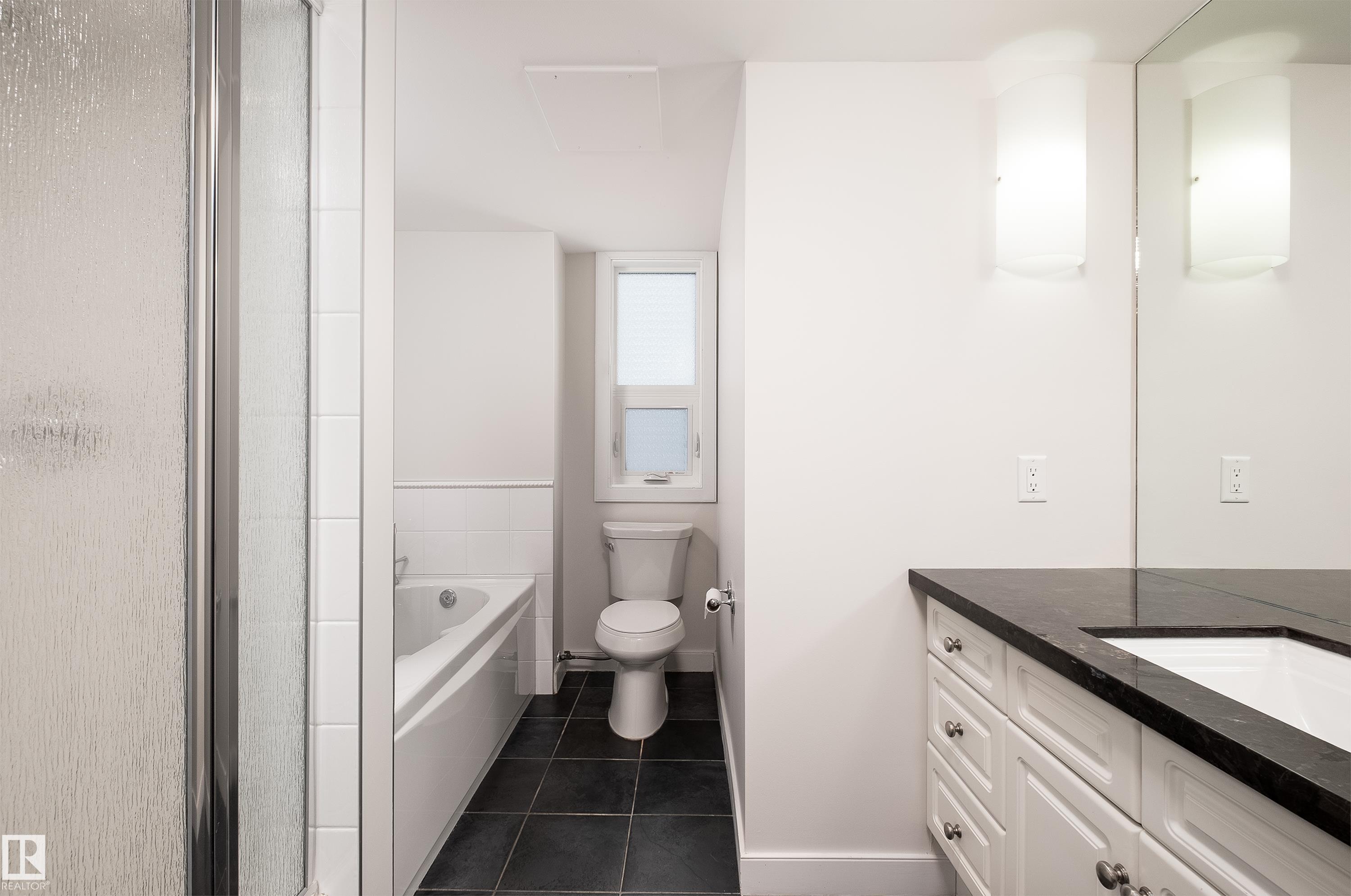 #1402 10731 Saskatchewan DR NW