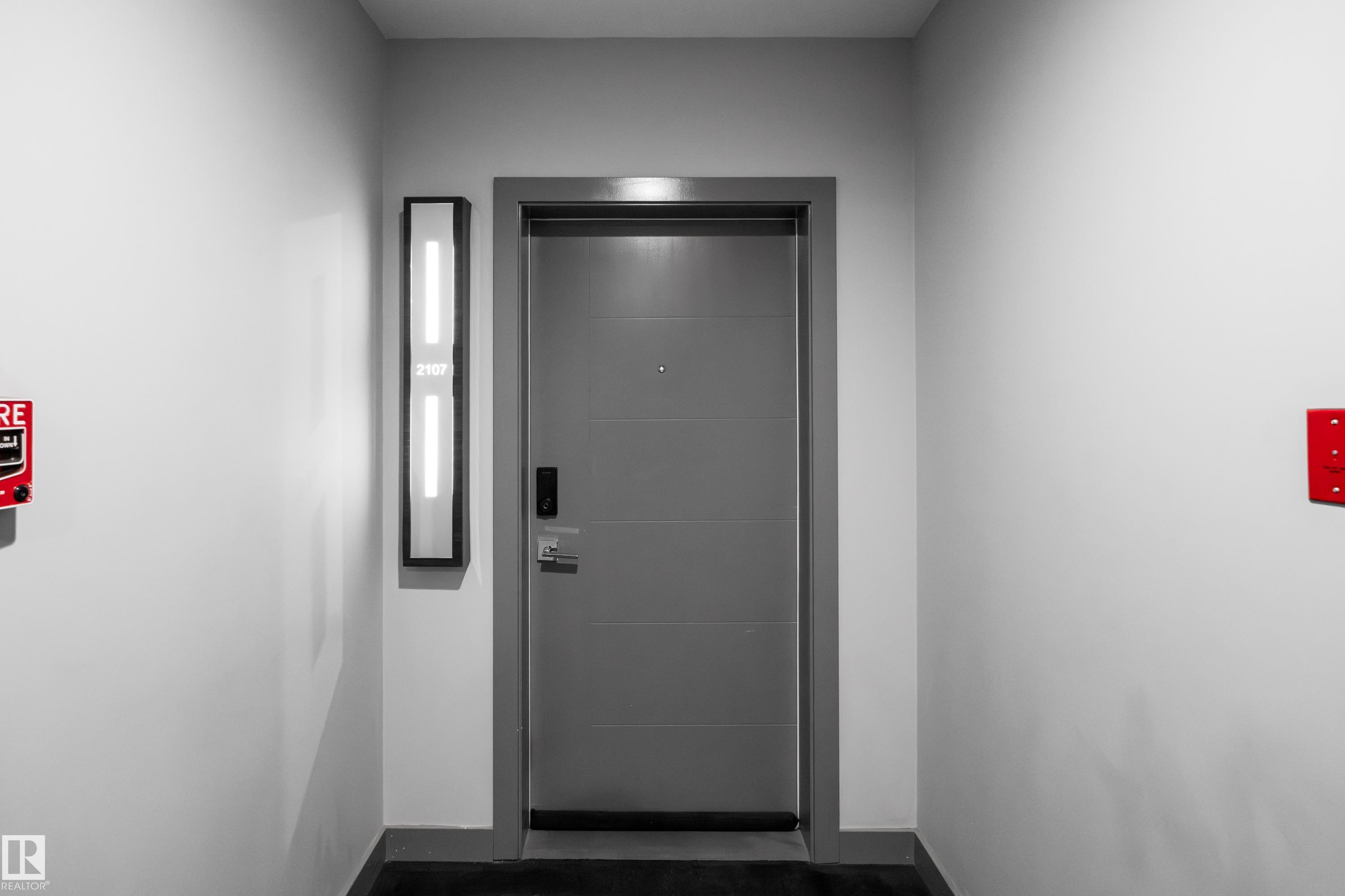 #2107 10238 103 ST NW