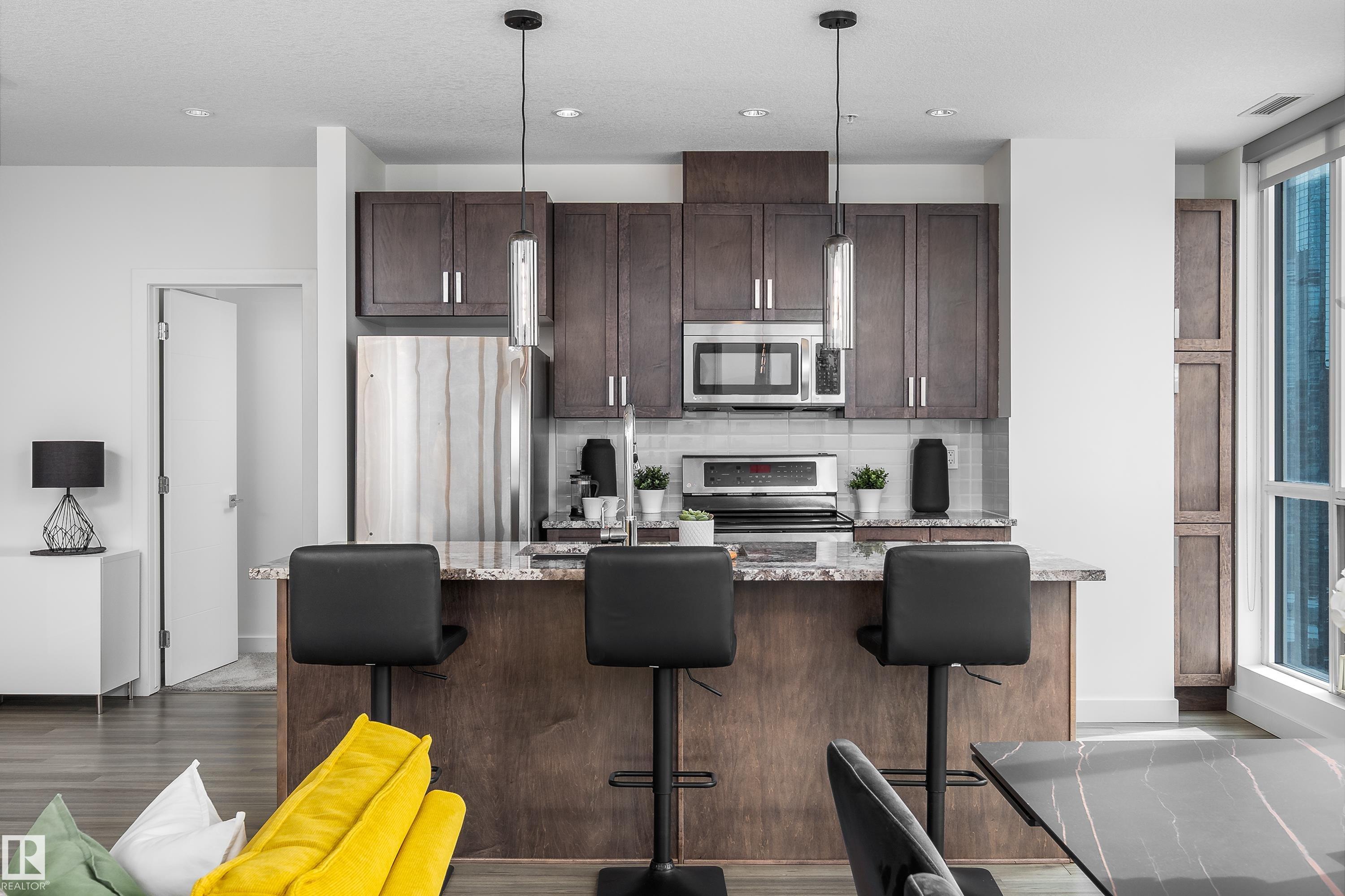 #2107 10238 103 ST NW