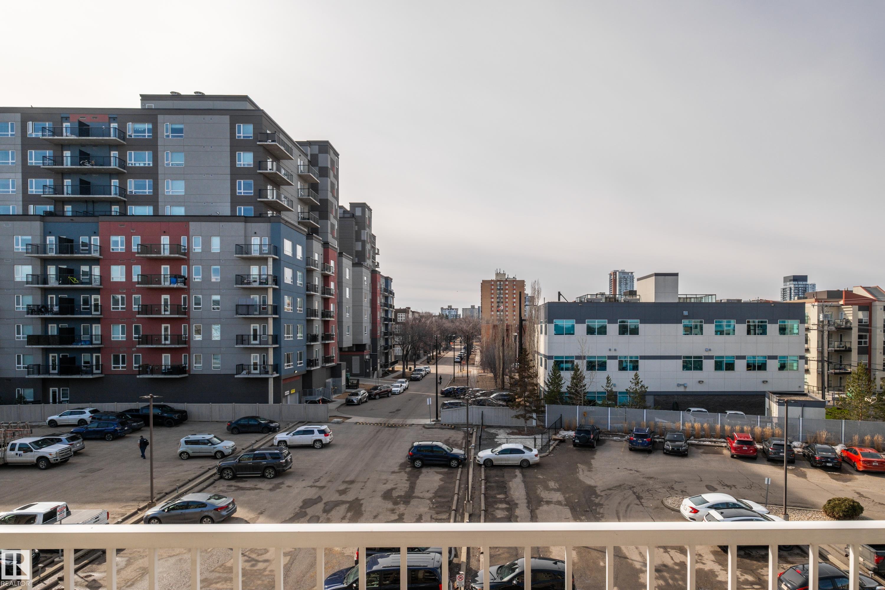 #405 10535 122 ST NW