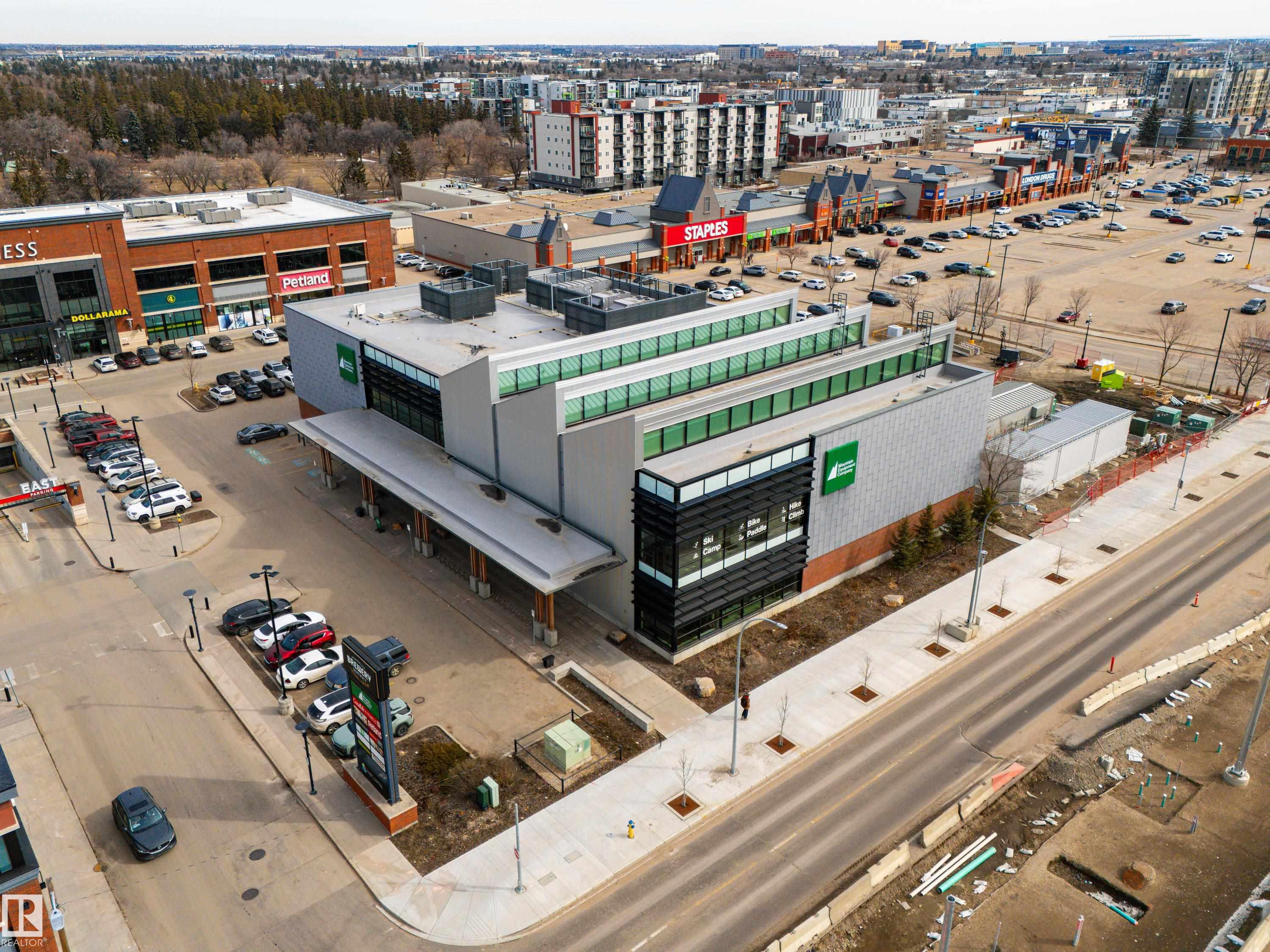 #405 10535 122 ST NW