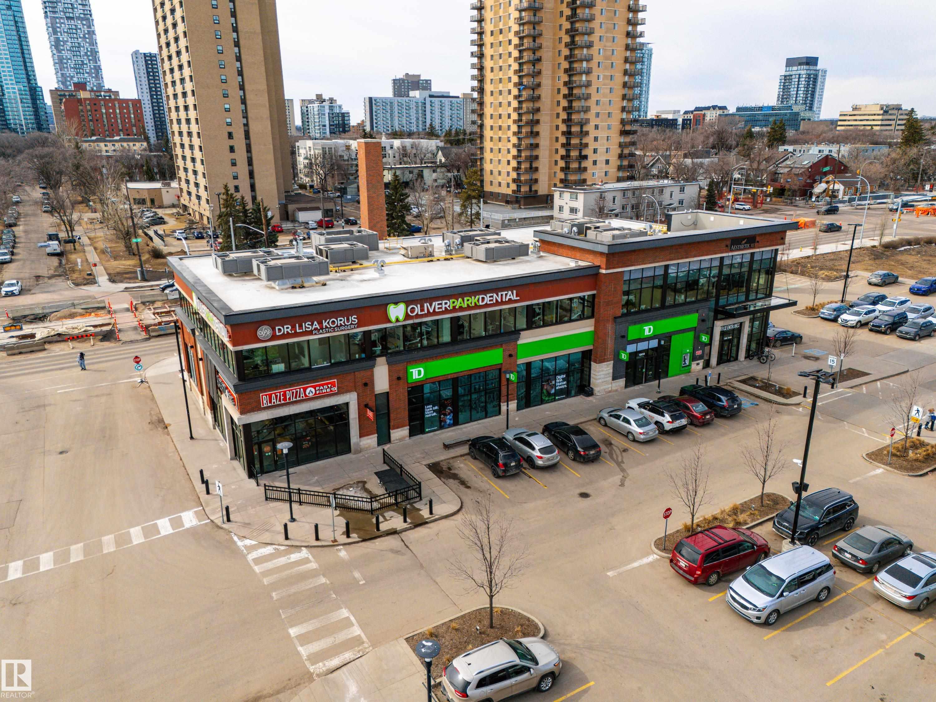 #405 10535 122 ST NW