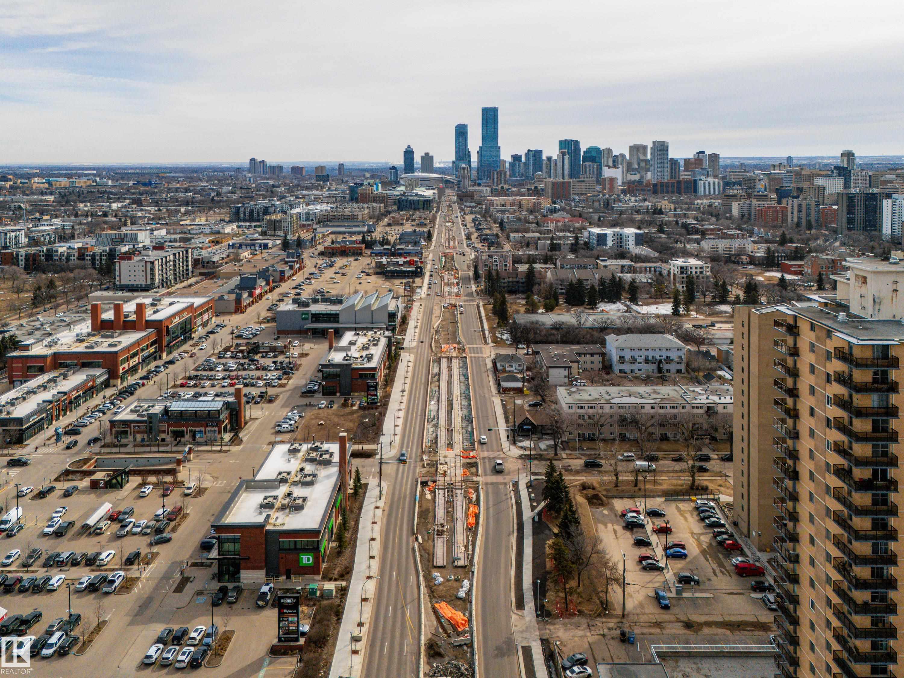 #405 10535 122 ST NW