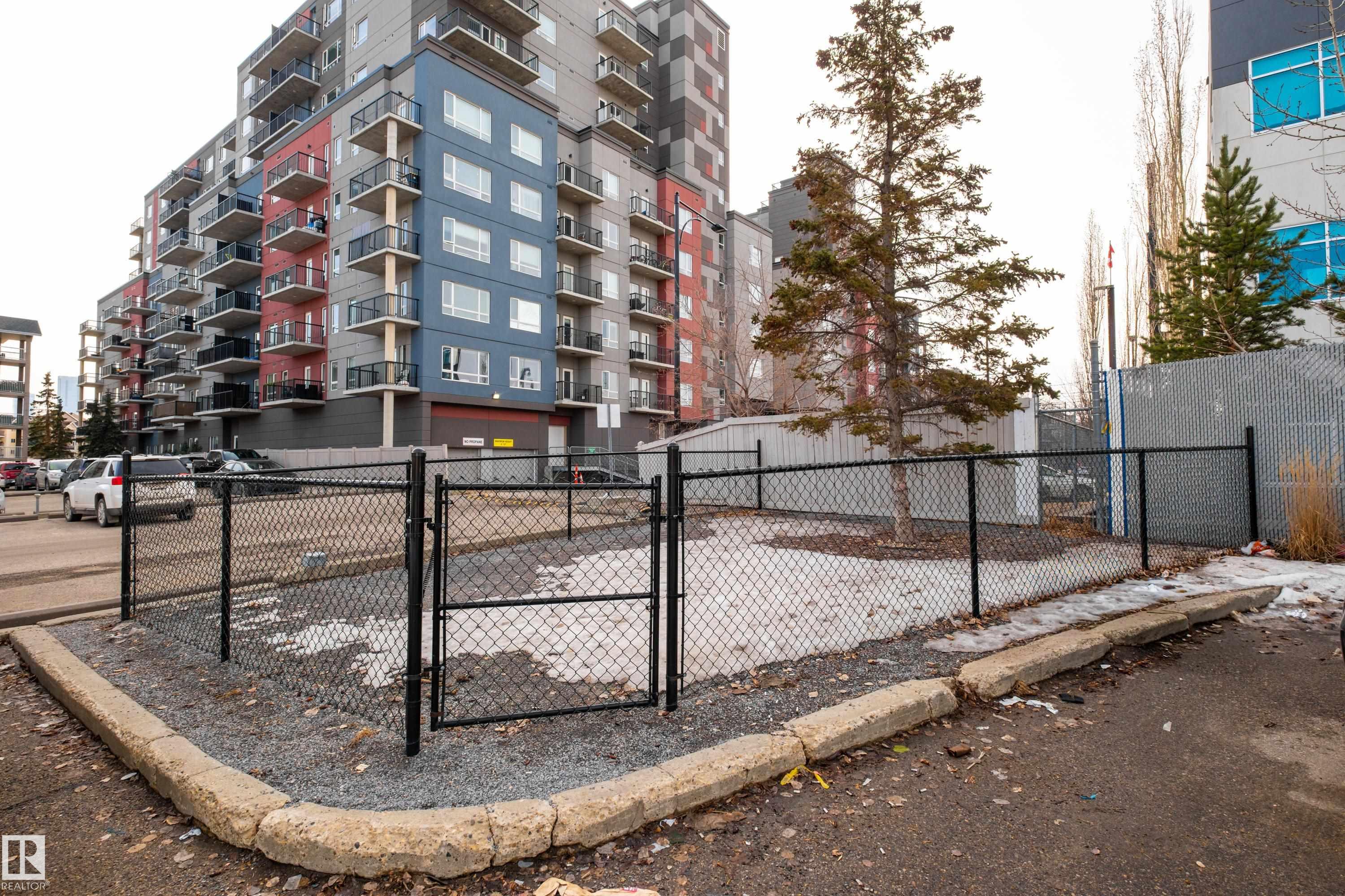 #405 10535 122 ST NW