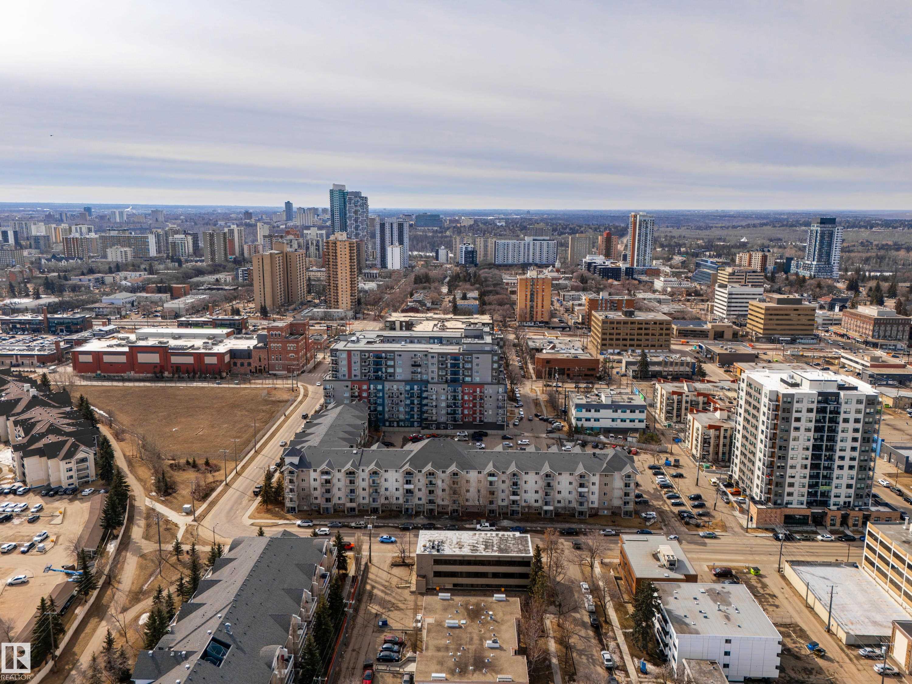 #405 10535 122 ST NW