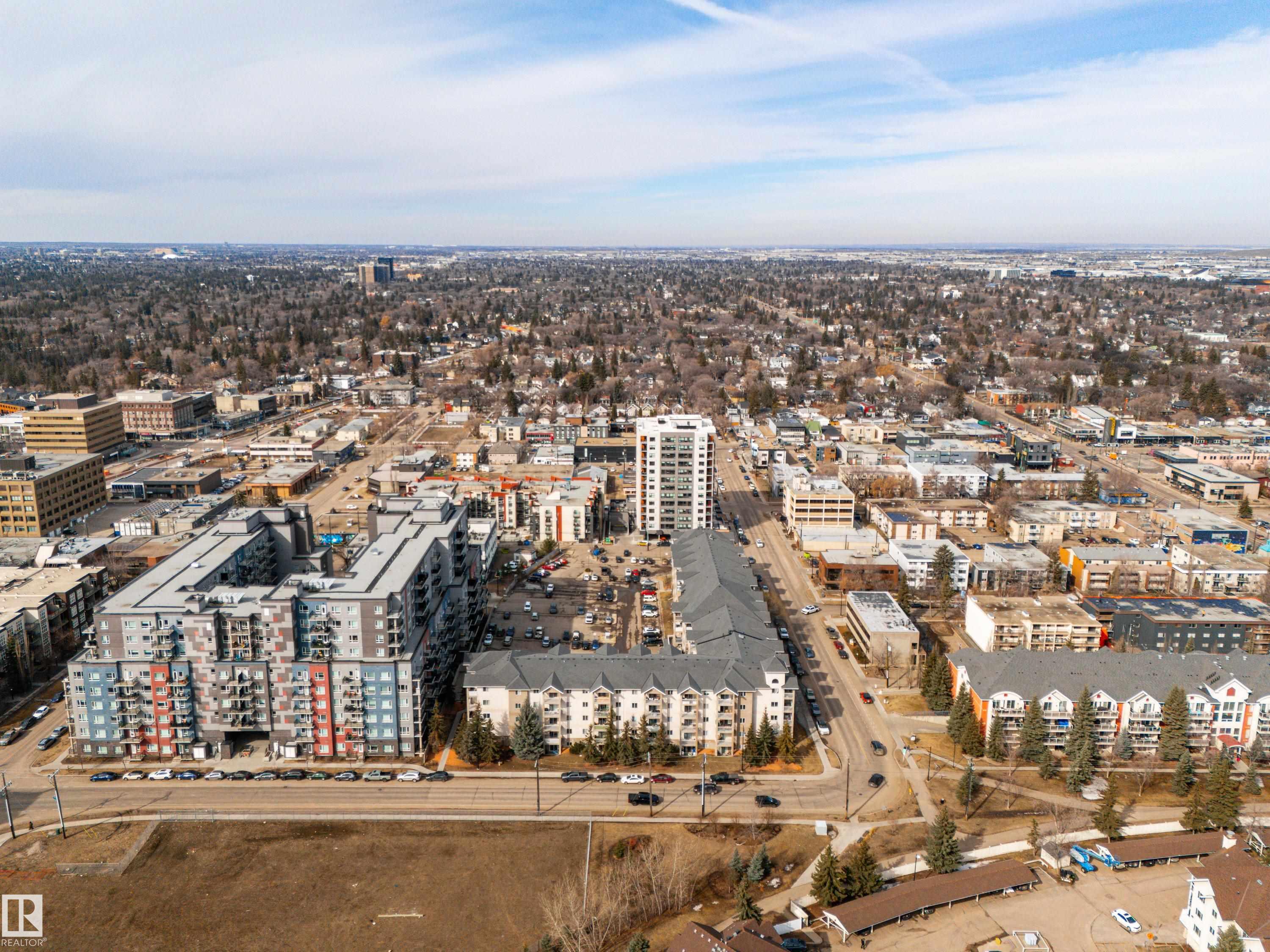 #405 10535 122 ST NW