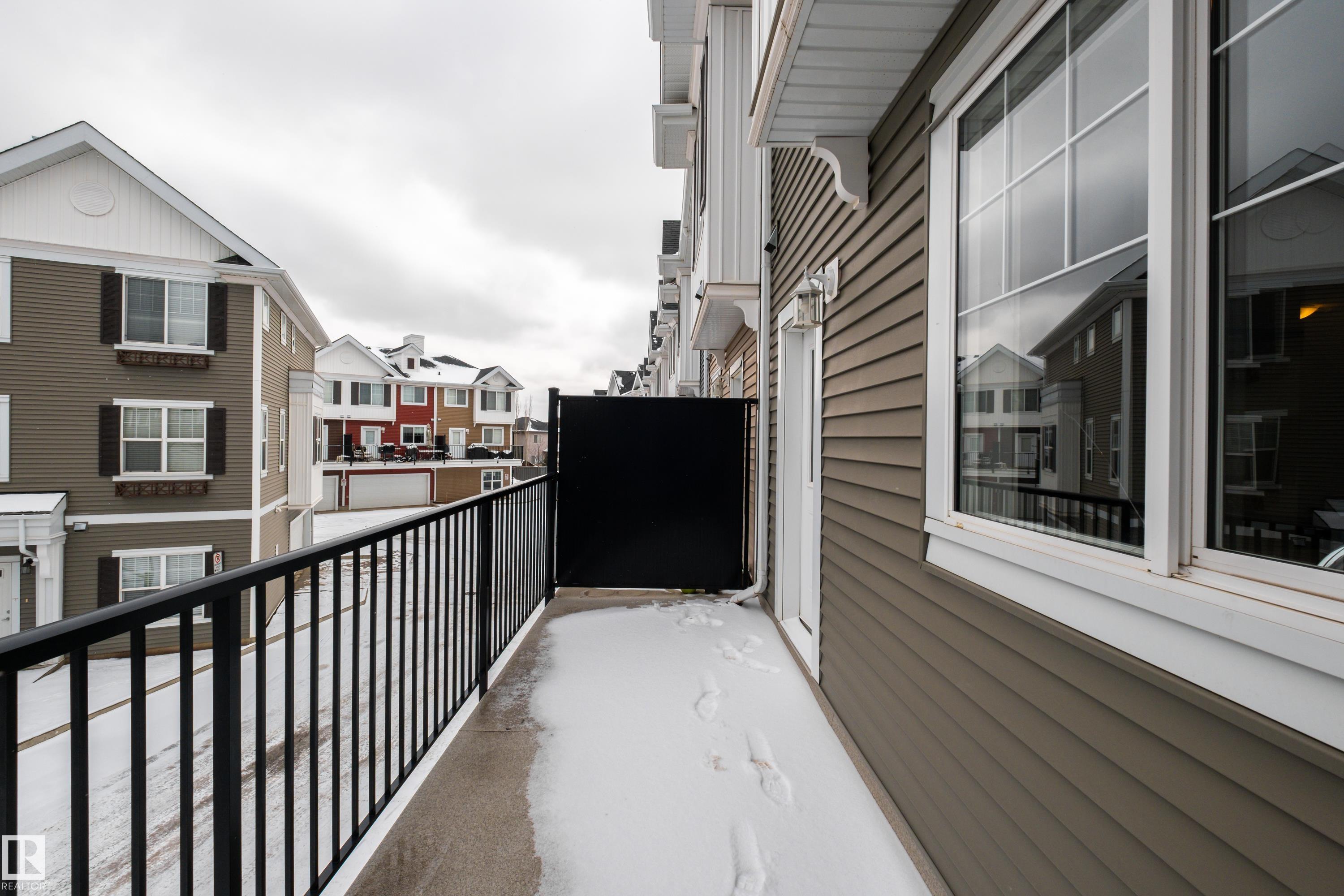 #39 2803 James Mowatt TR SW