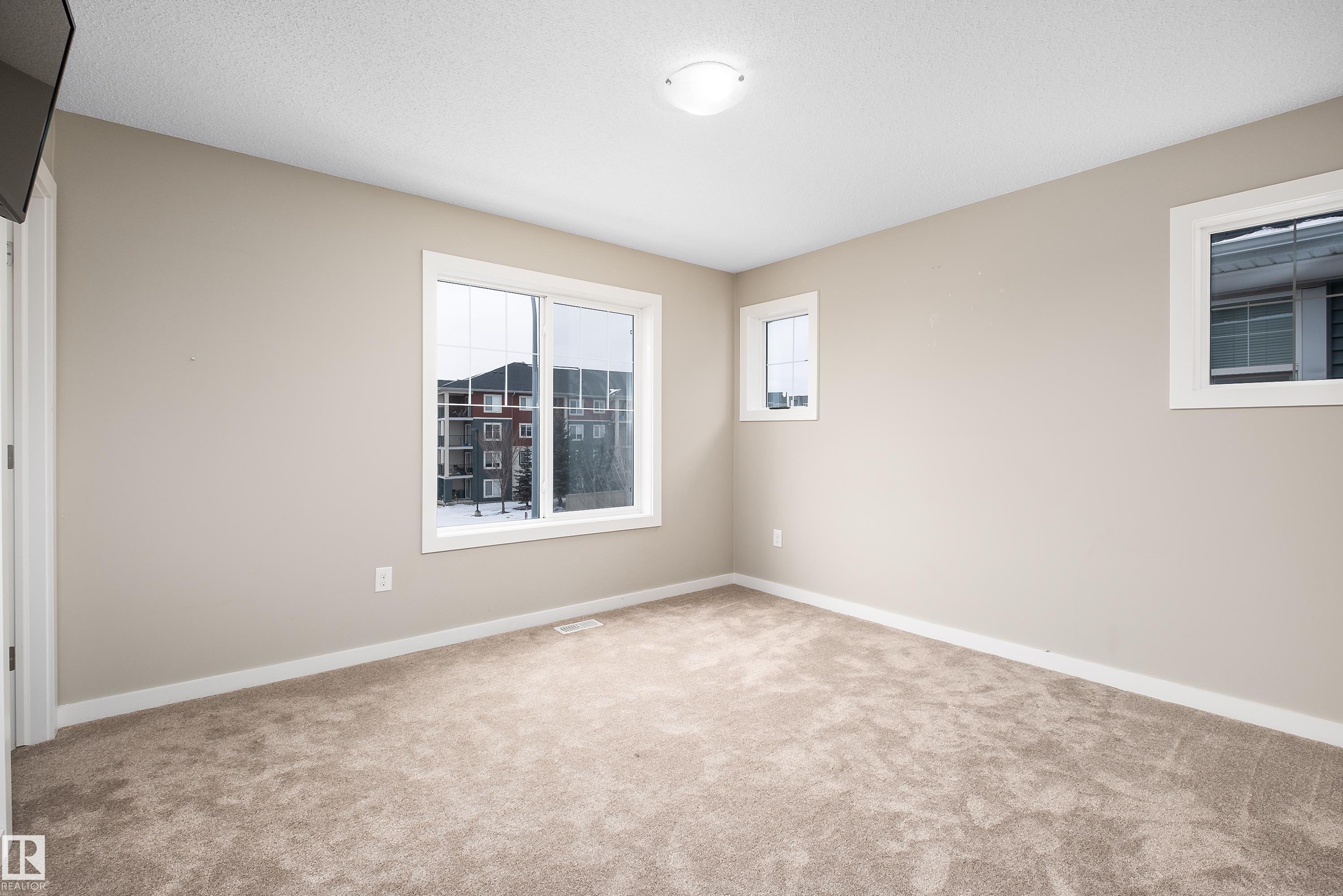 #39 2803 James Mowatt TR SW